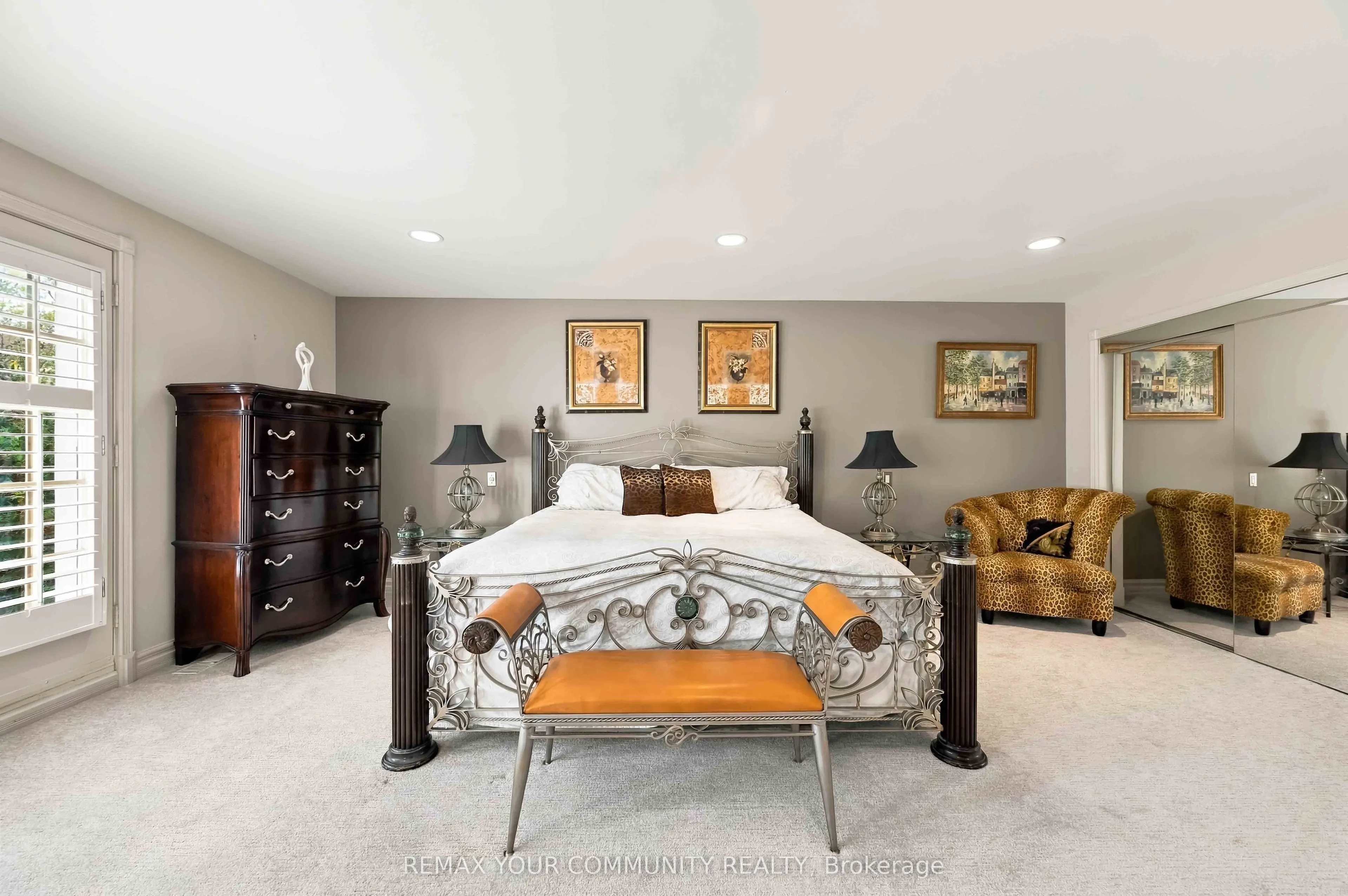 571 Old Orchard Grove