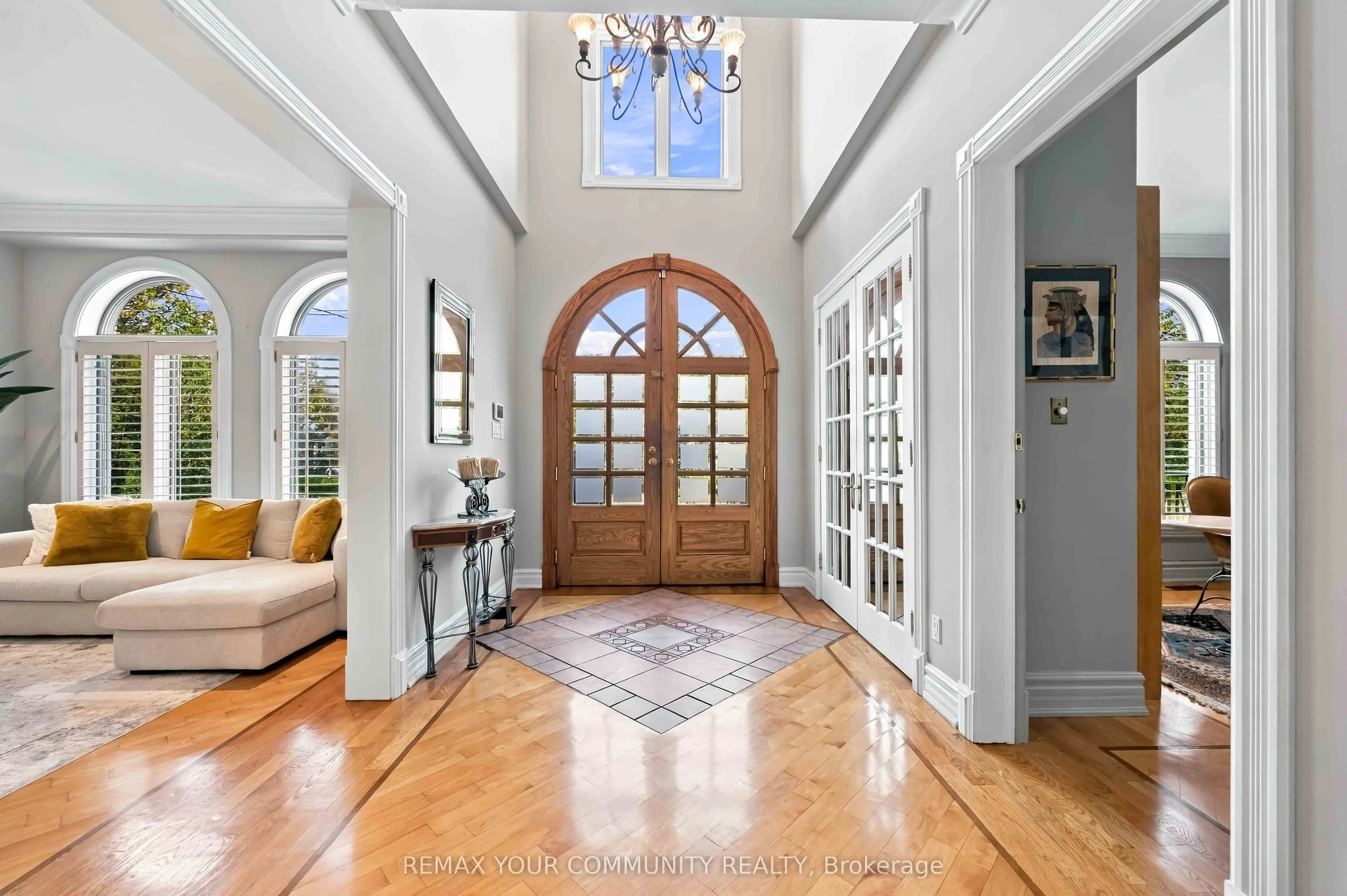 571 Old Orchard Grove