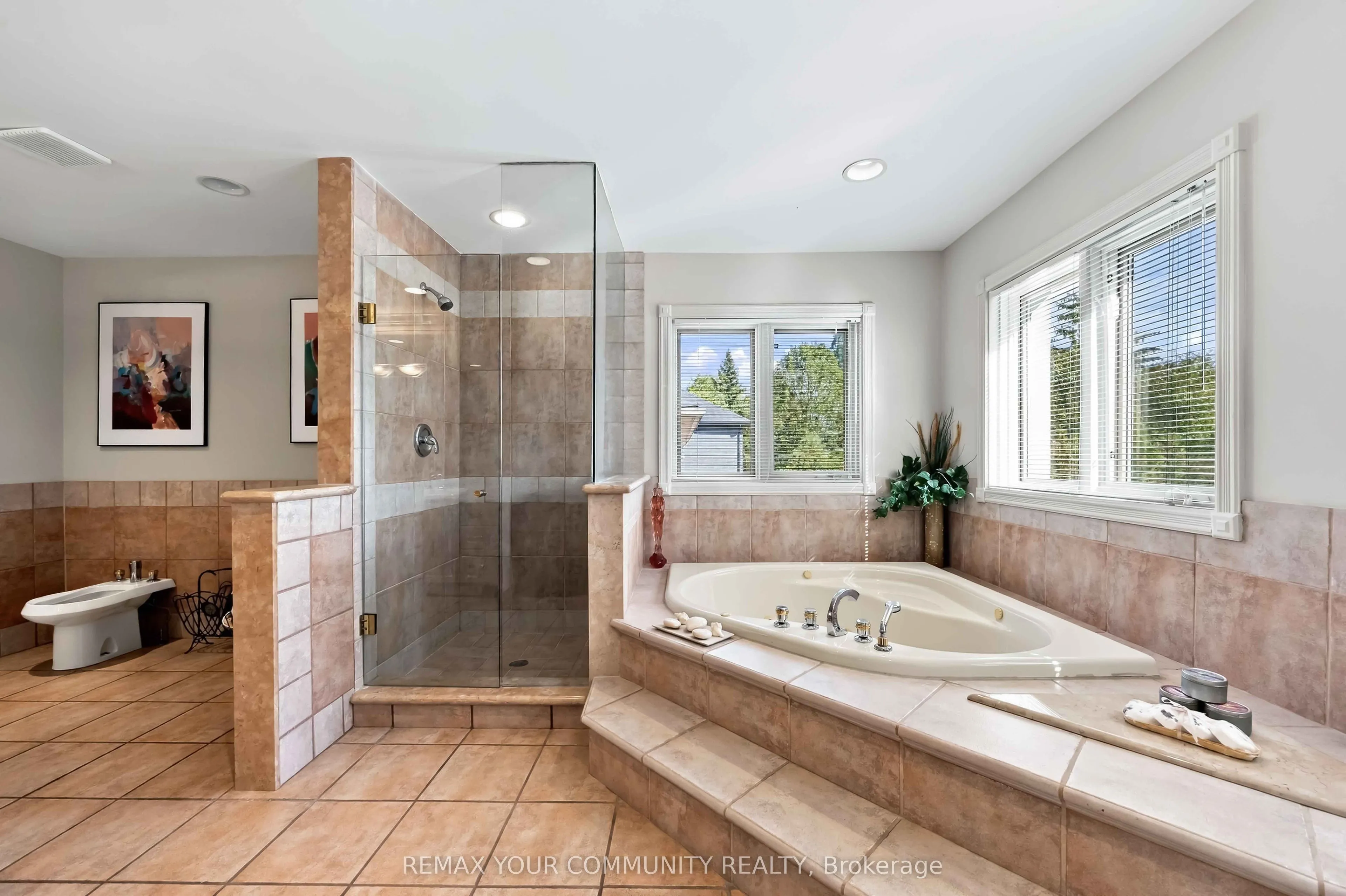 571 Old Orchard Grove
