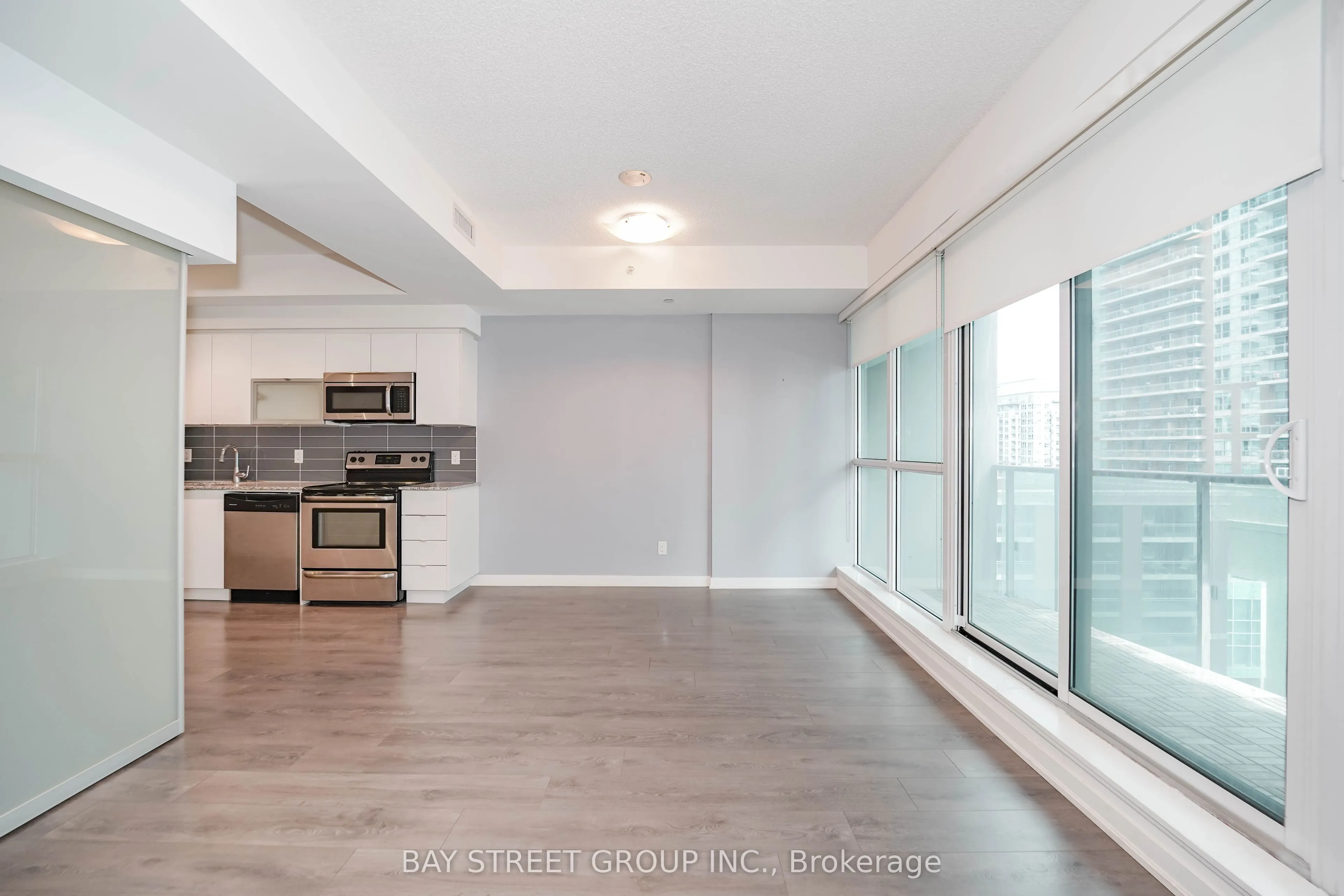 150 East Liberty Street #805