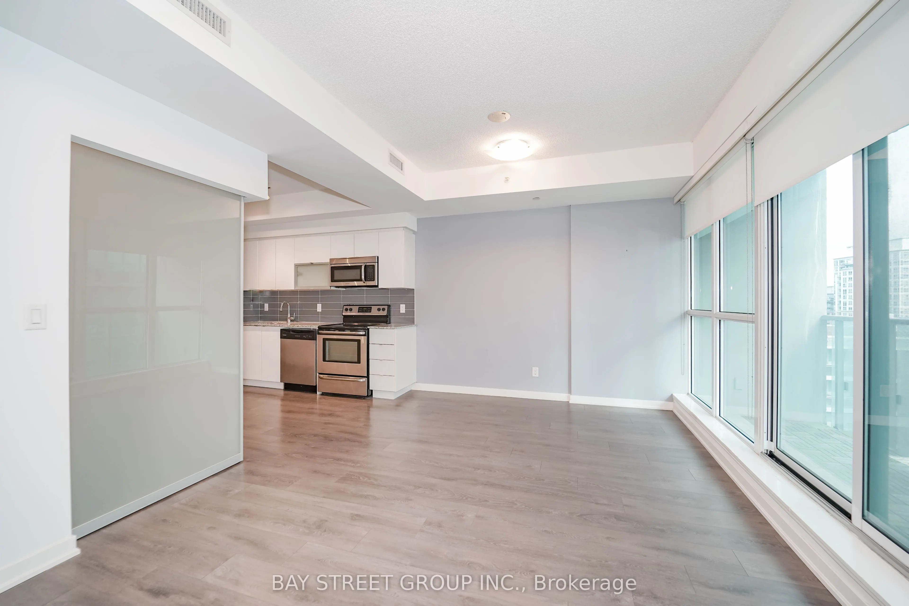 150 East Liberty Street #805