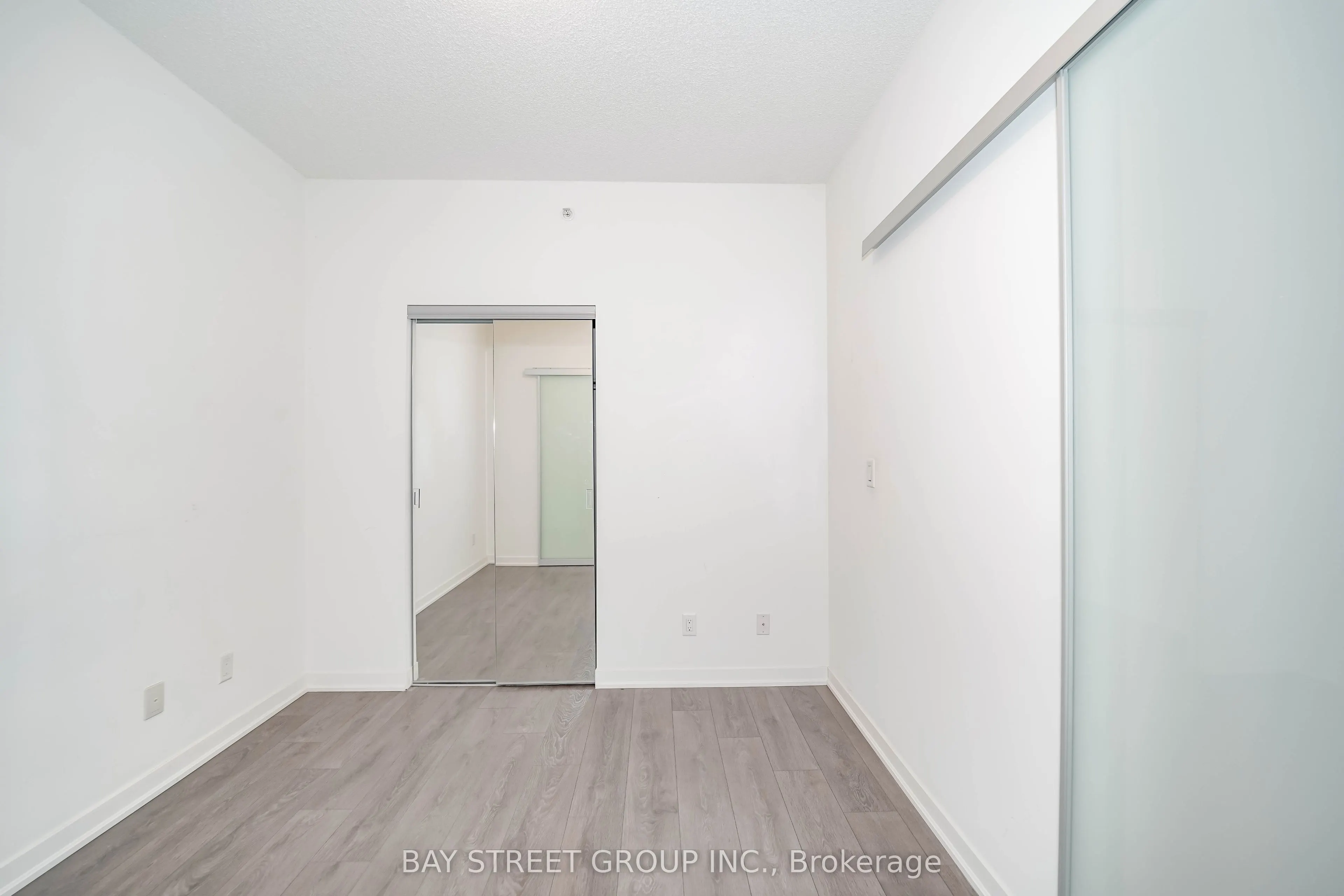150 East Liberty Street #805