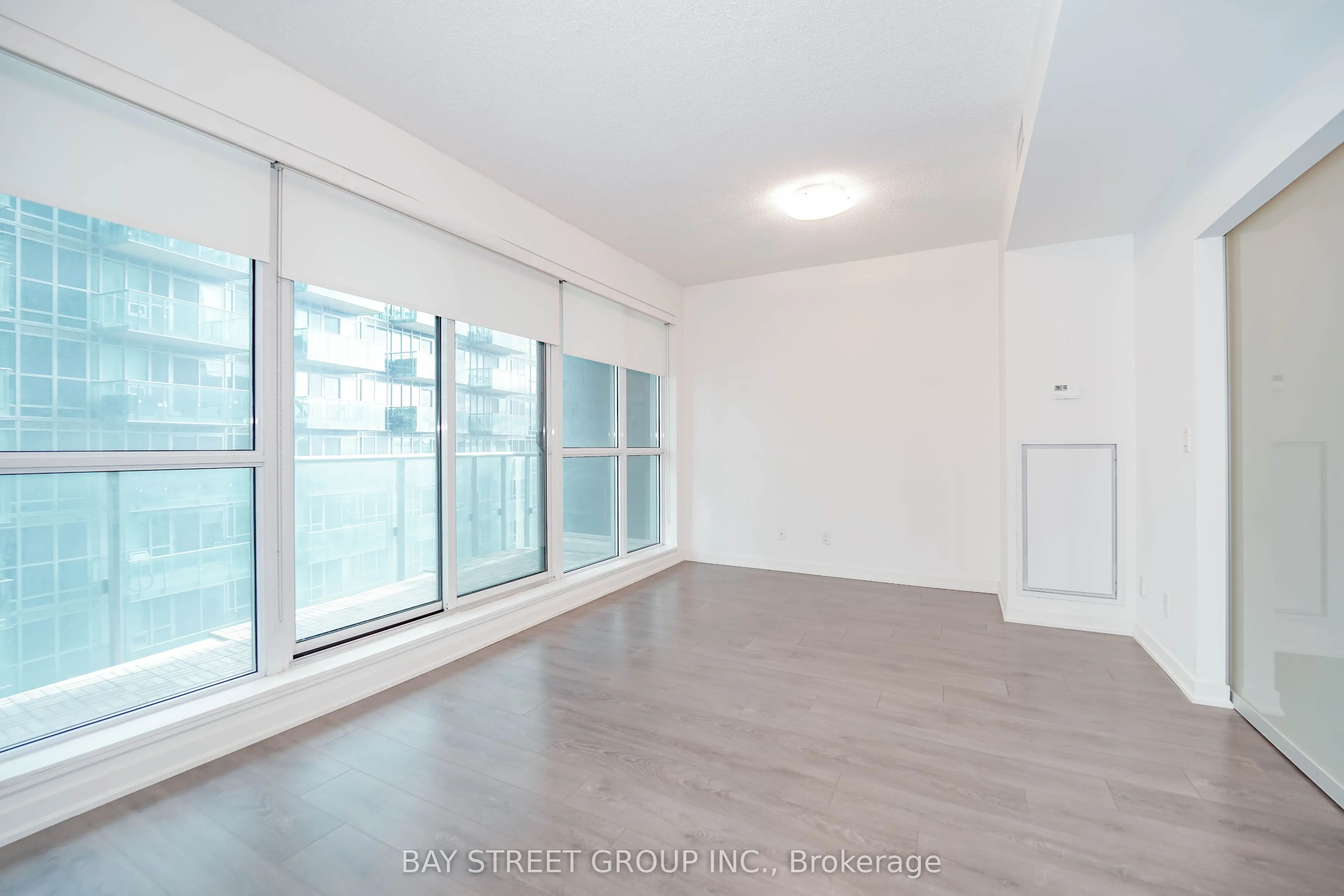 150 East Liberty Street #805