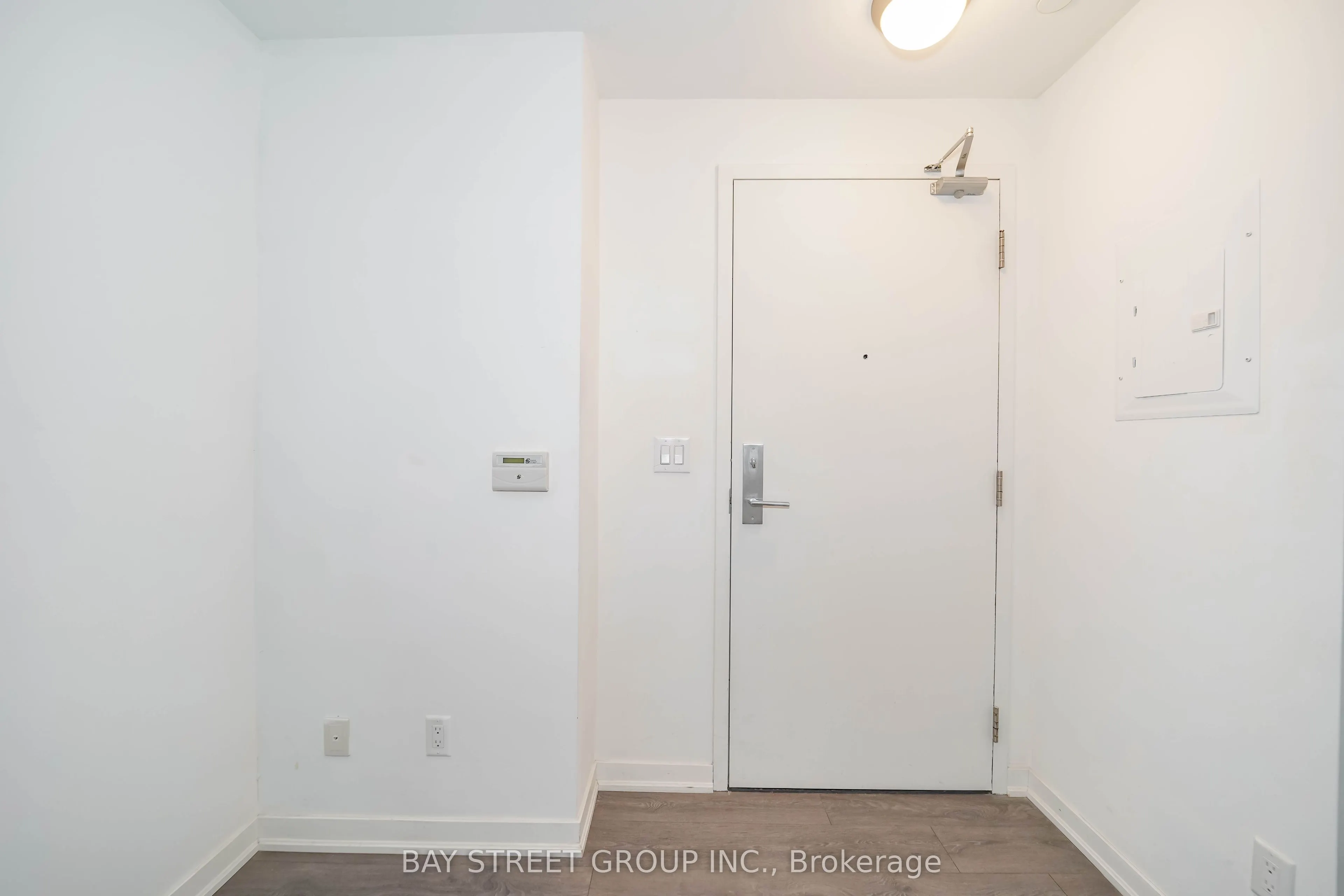 150 East Liberty Street #805