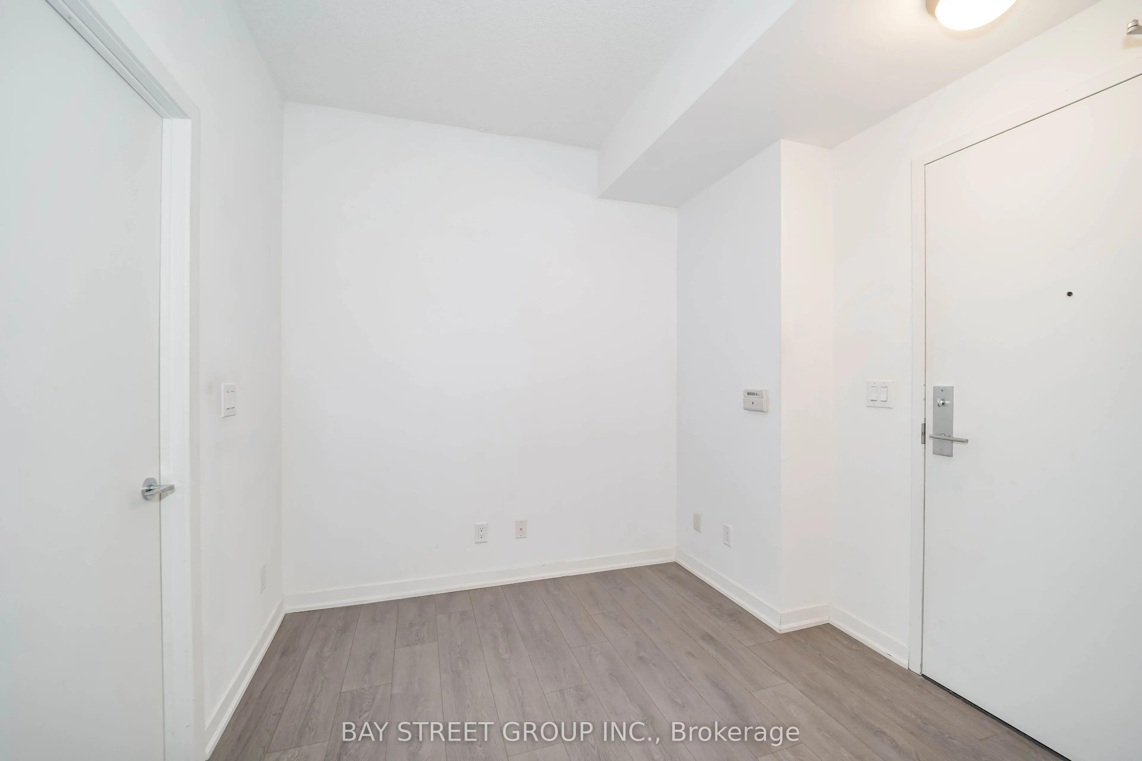 150 East Liberty Street #805