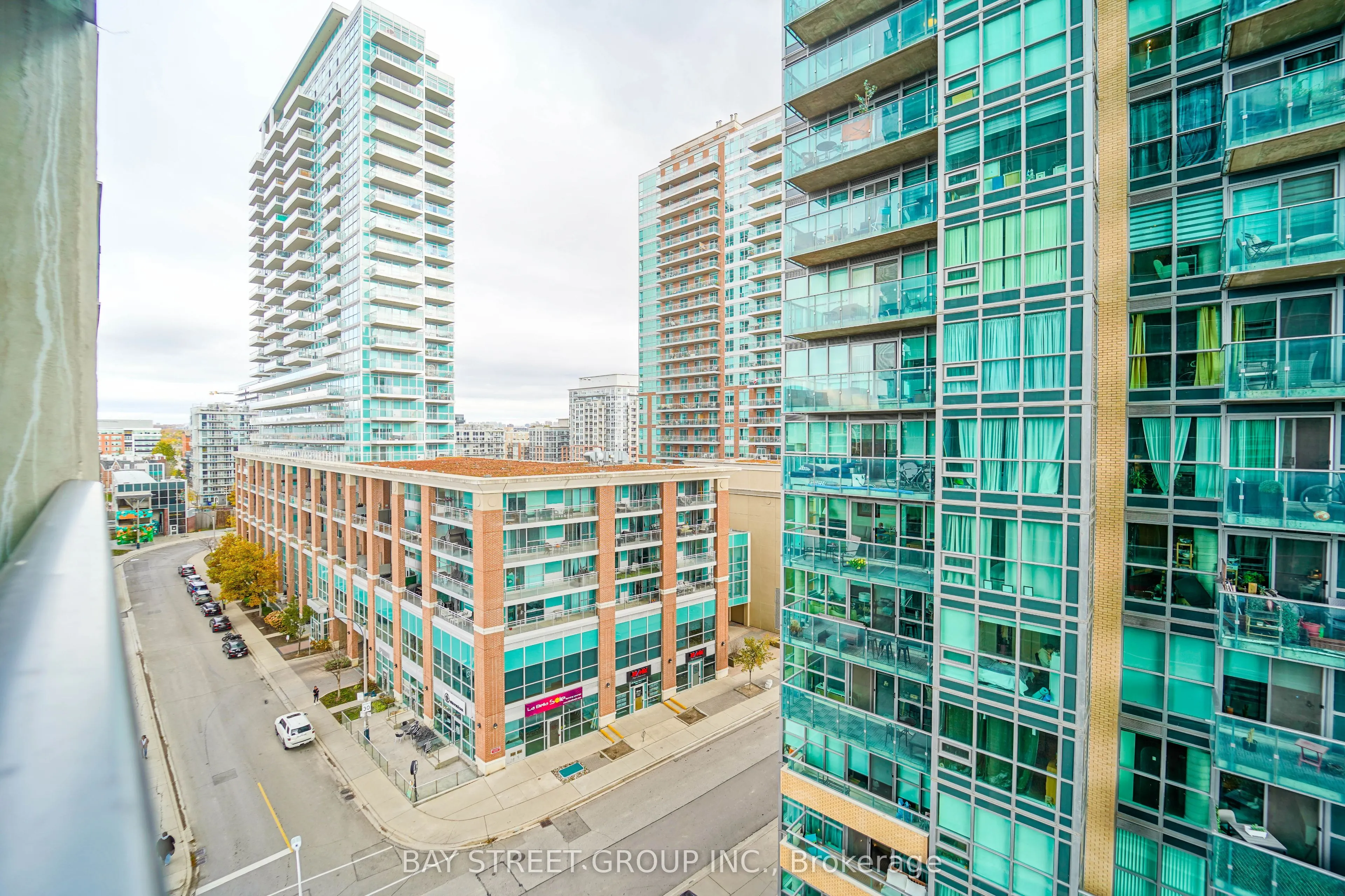 150 East Liberty Street #805