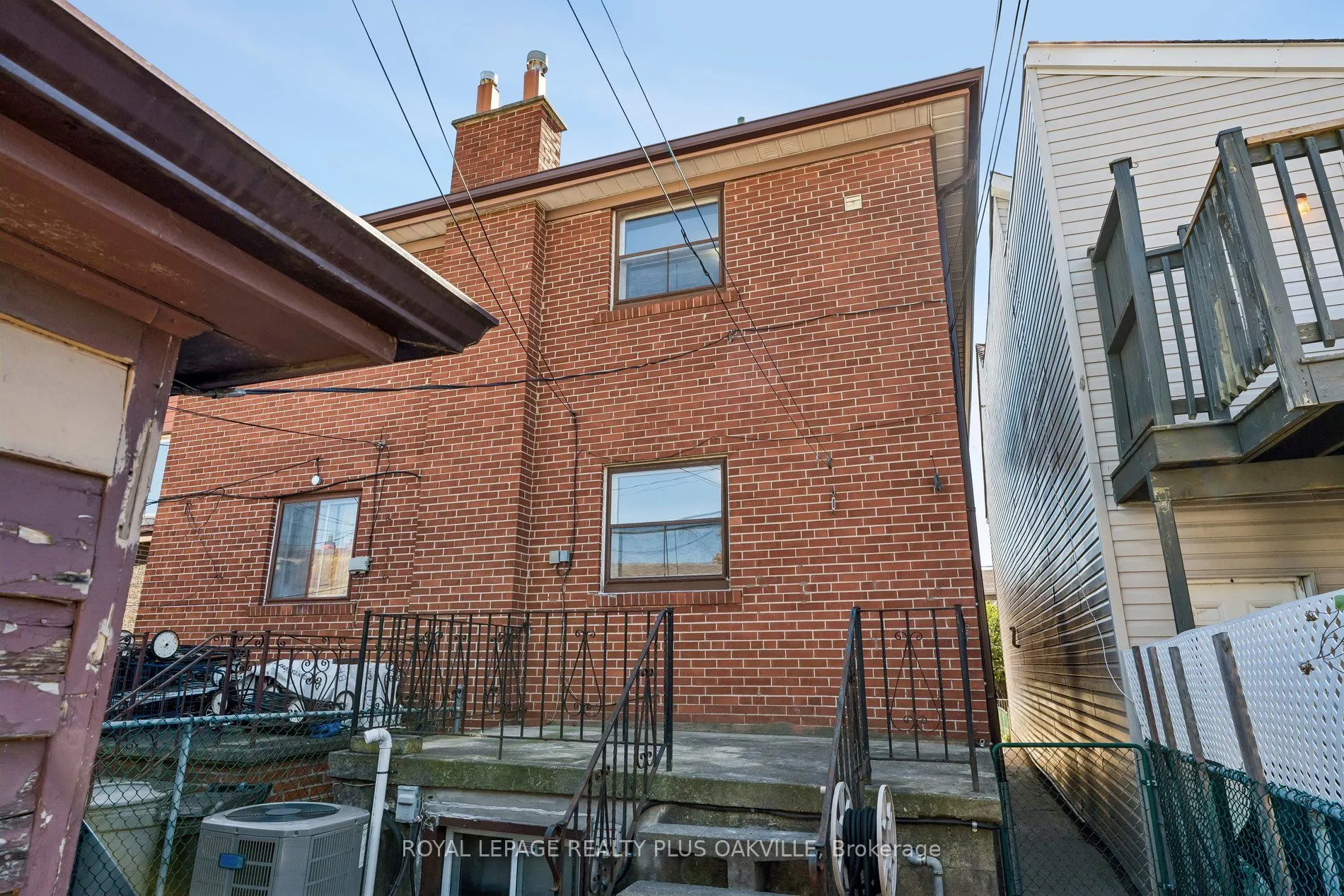72a Lindsey Avenue