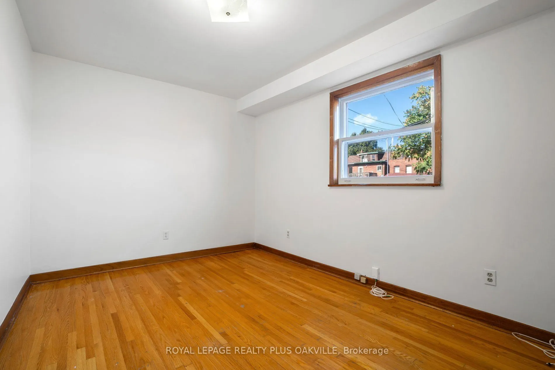 72a Lindsey Avenue
