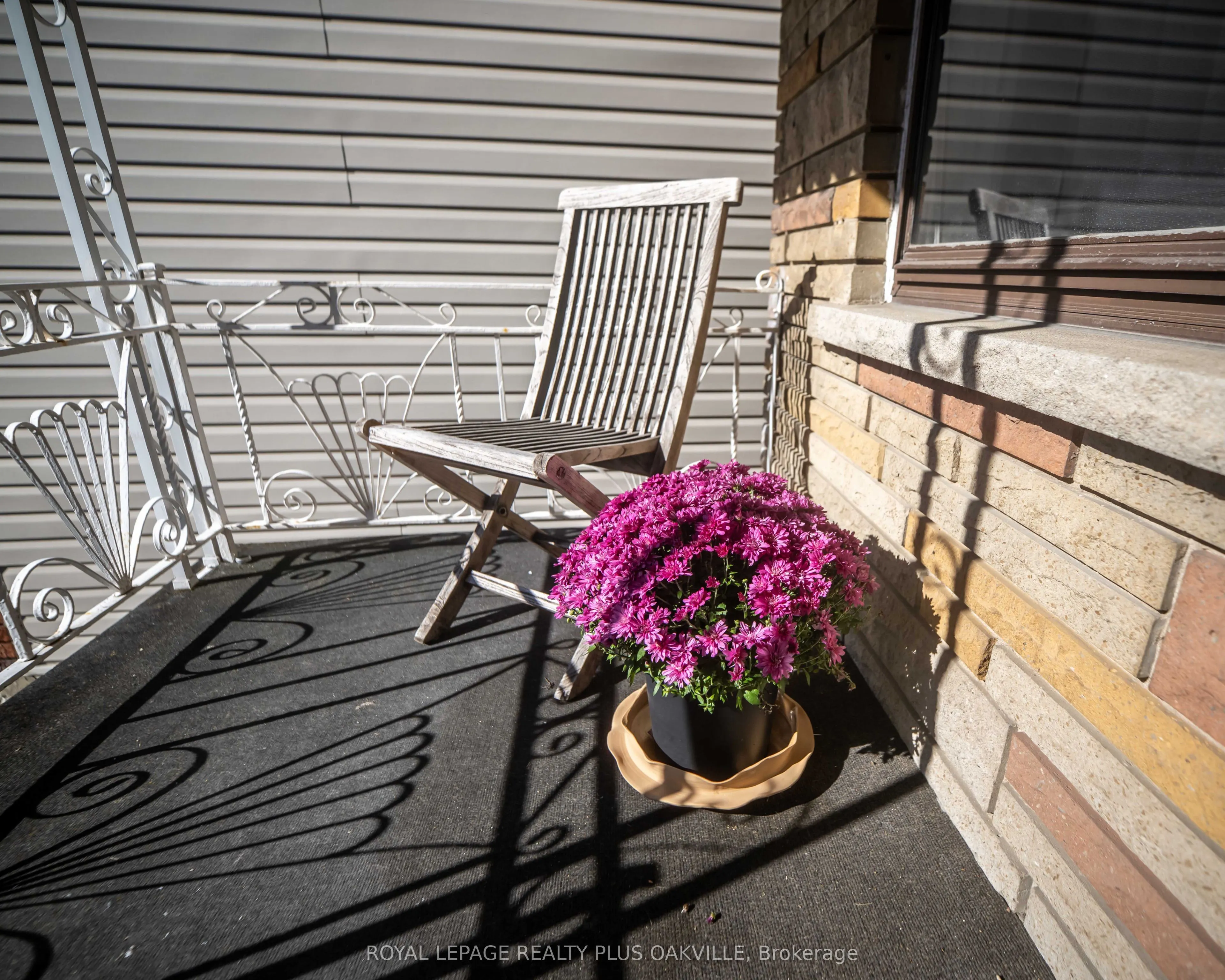 72a Lindsey Avenue