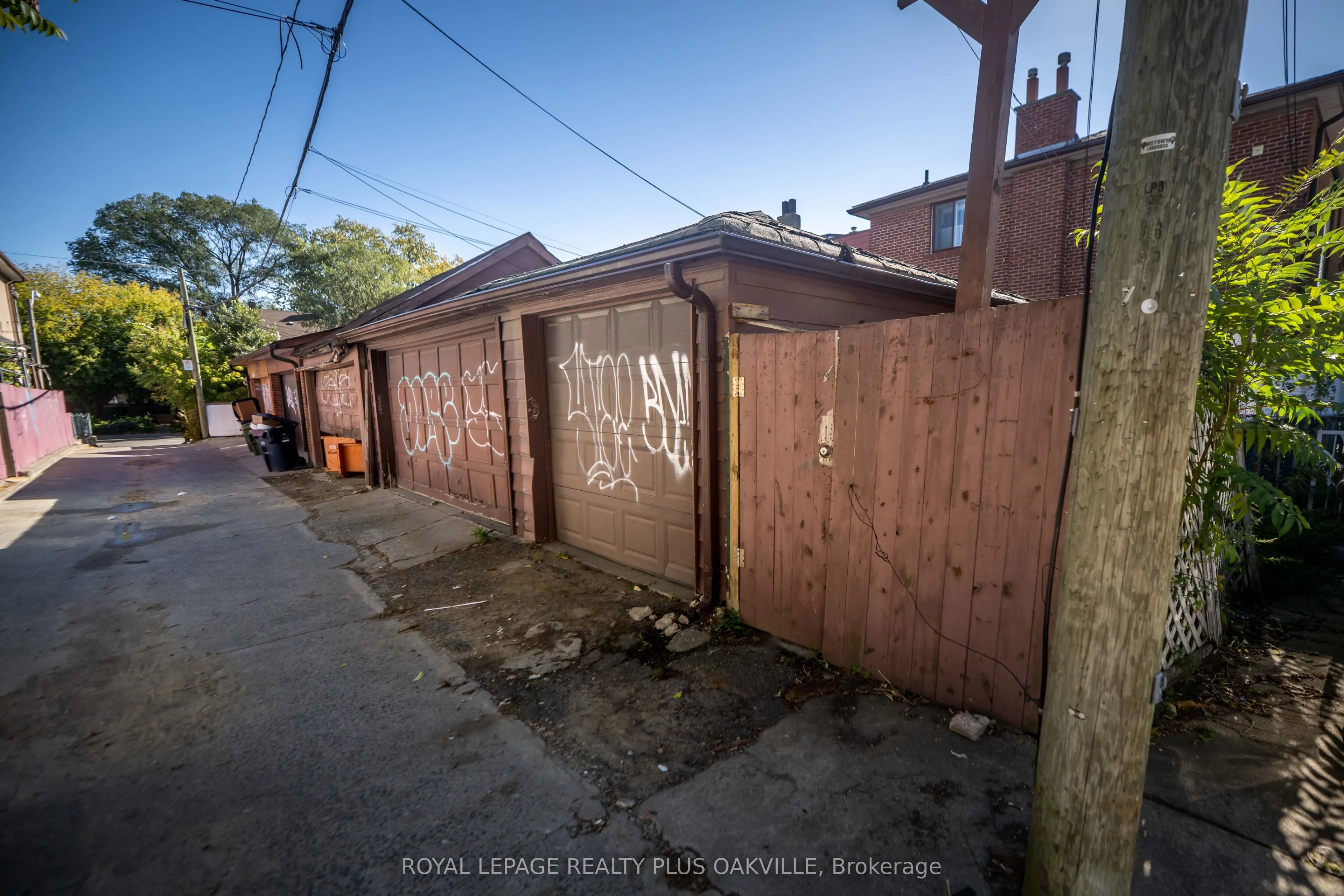 72a Lindsey Avenue