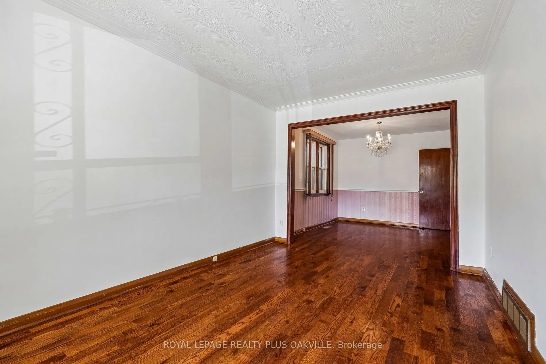 72a Lindsey Avenue