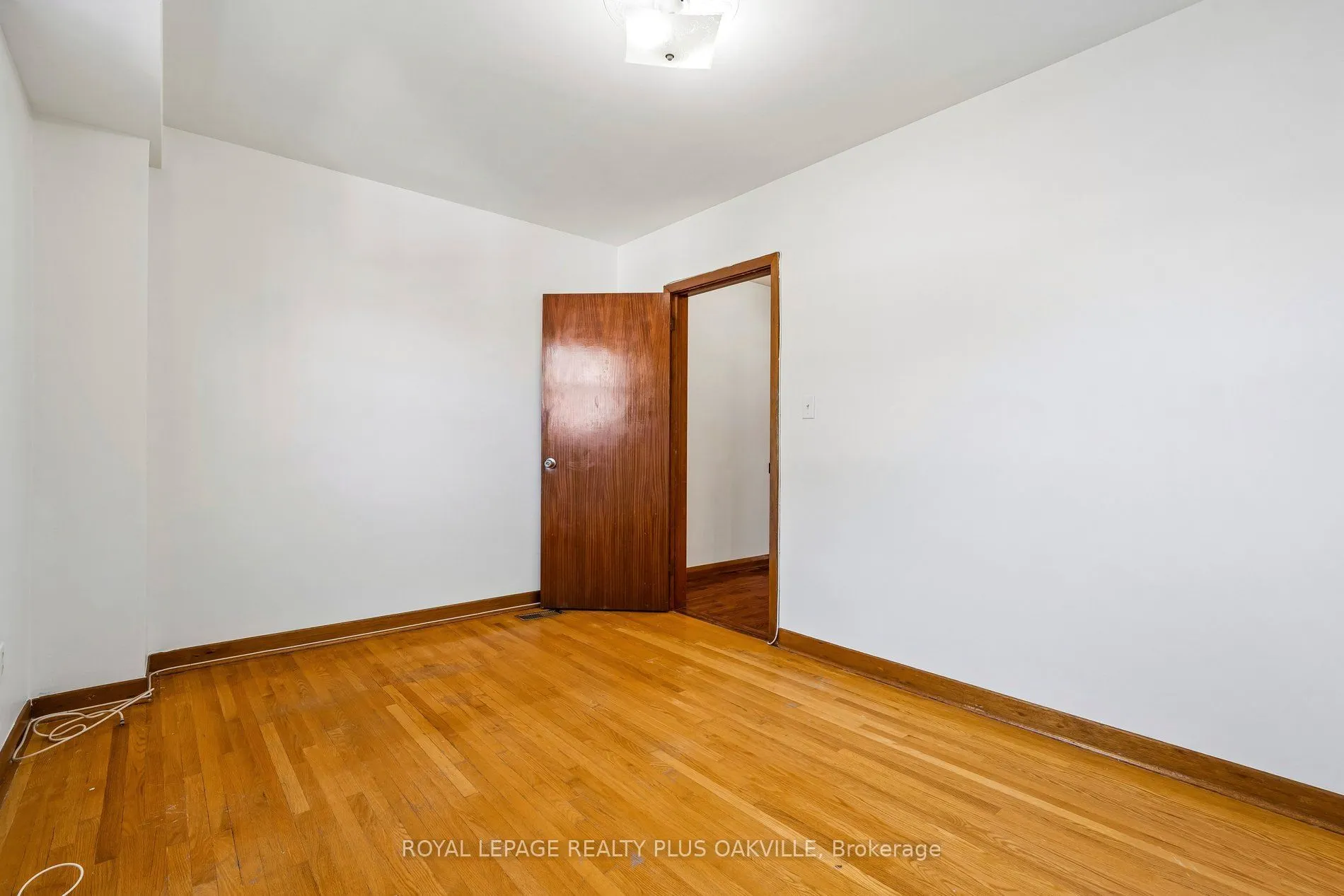 72a Lindsey Avenue