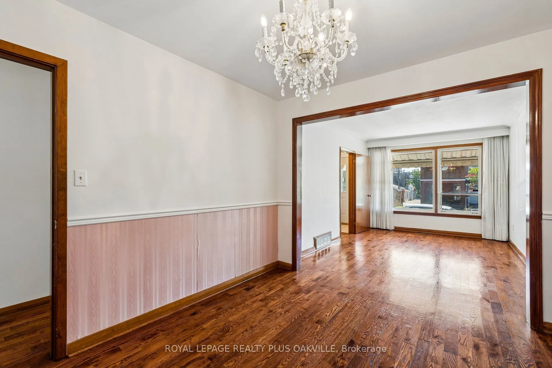 72a Lindsey Avenue