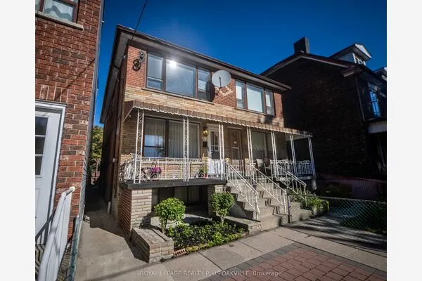 72a Lindsey Avenue