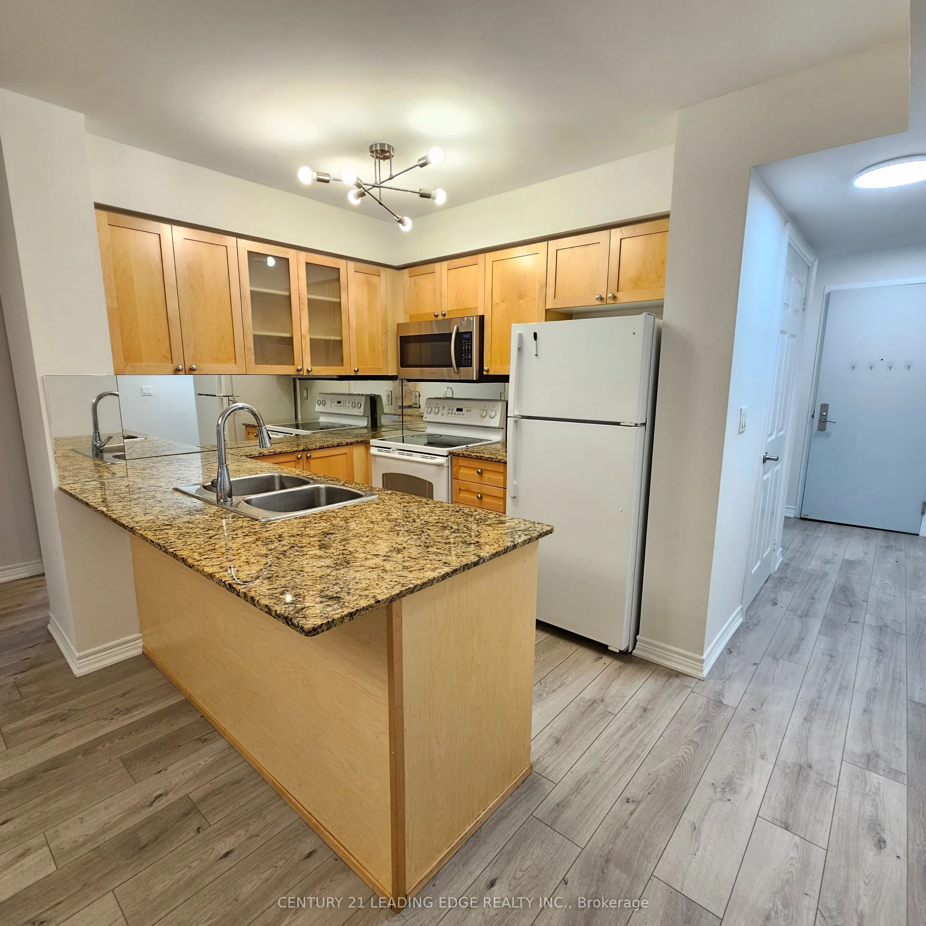 761 Bay Street #714