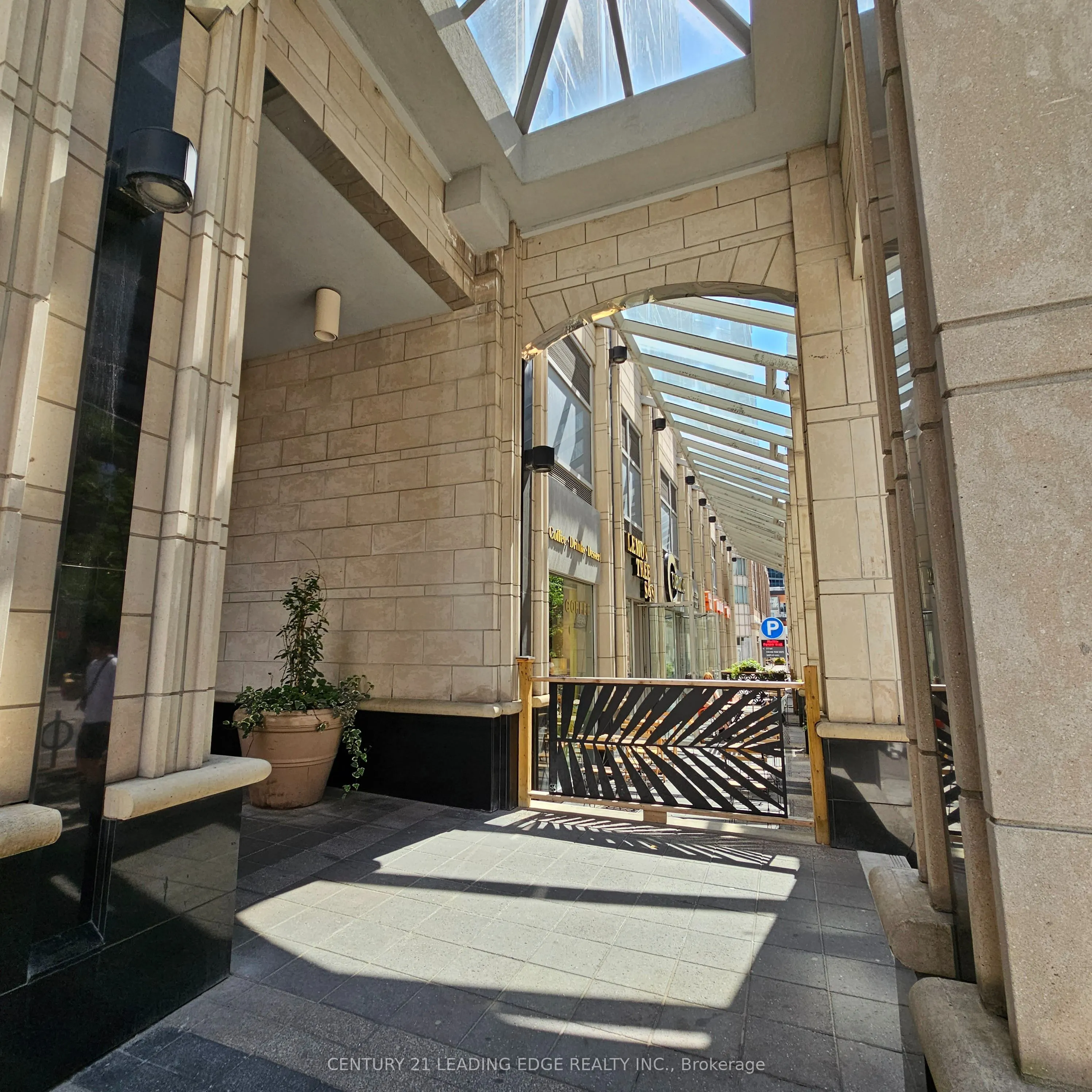 761 Bay Street #714