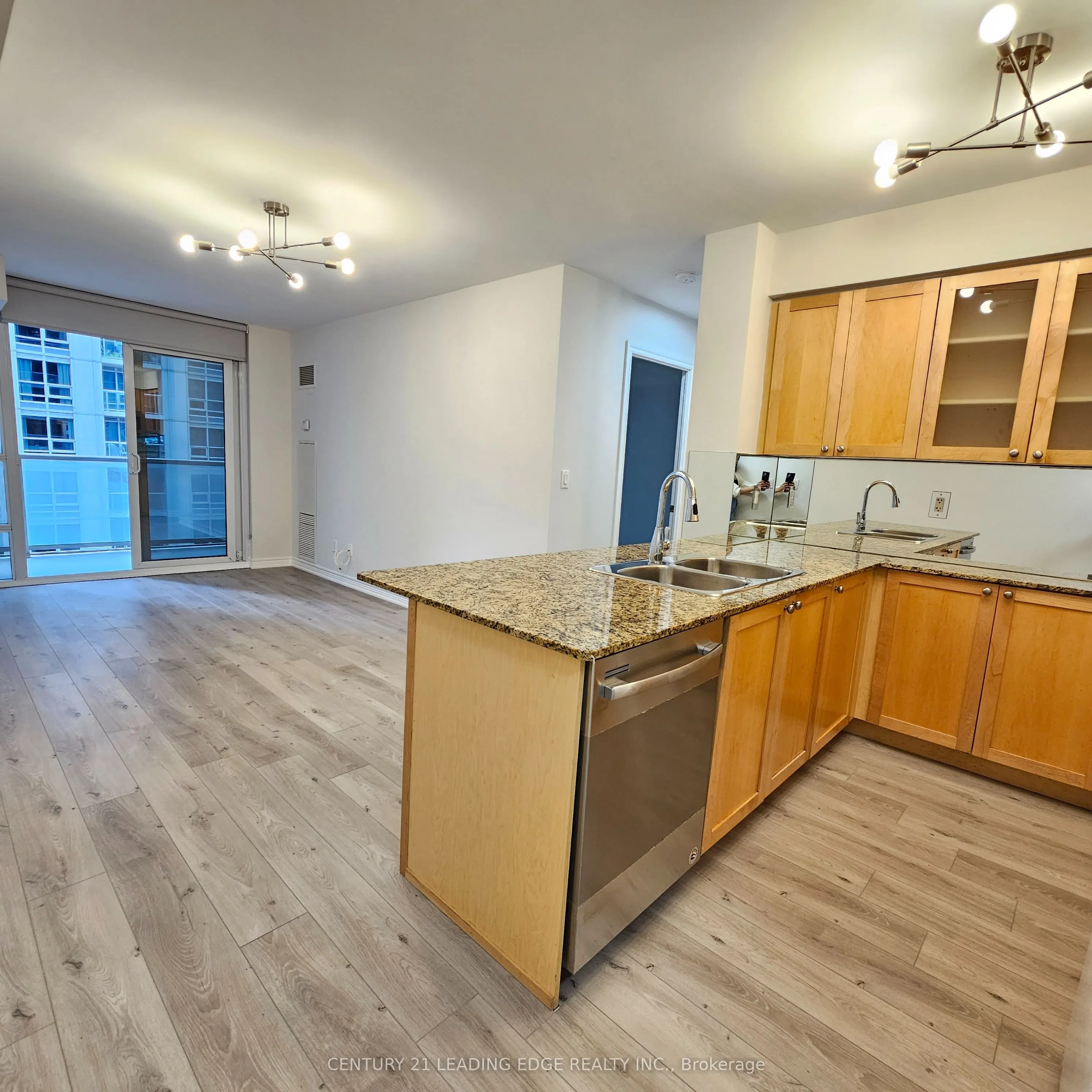 761 Bay Street #714