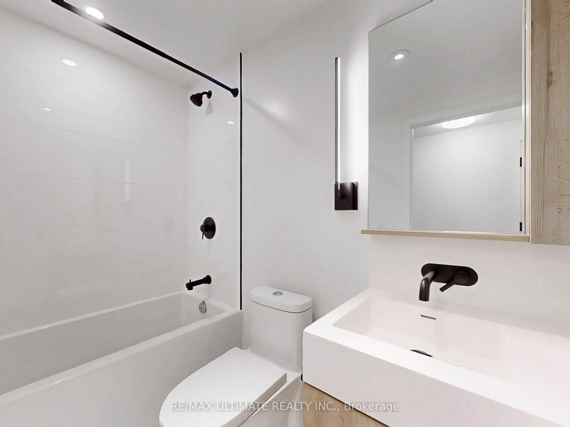 117 Broadway Avenue #207