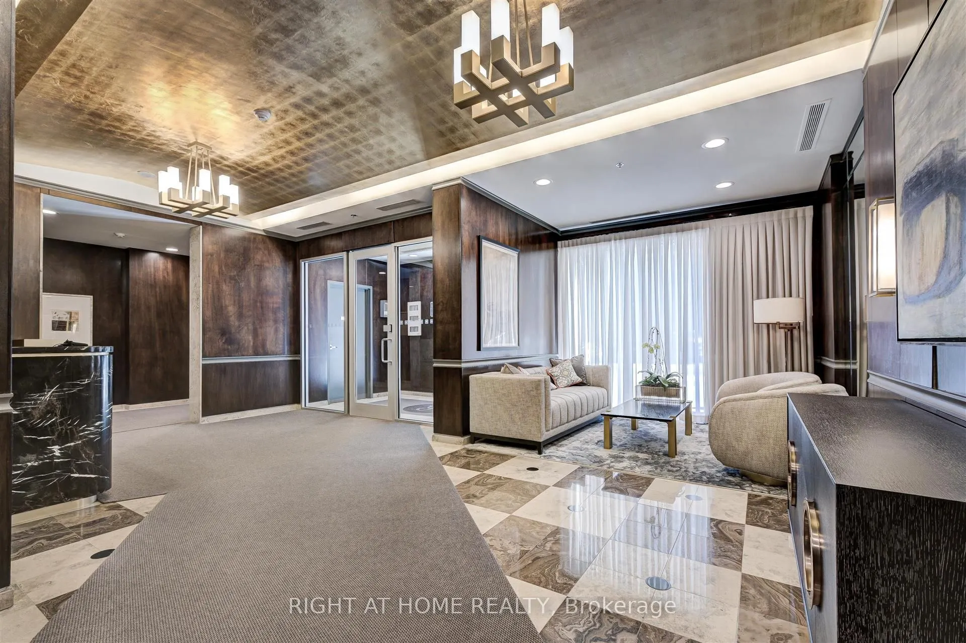 388 Bloor Street E #507