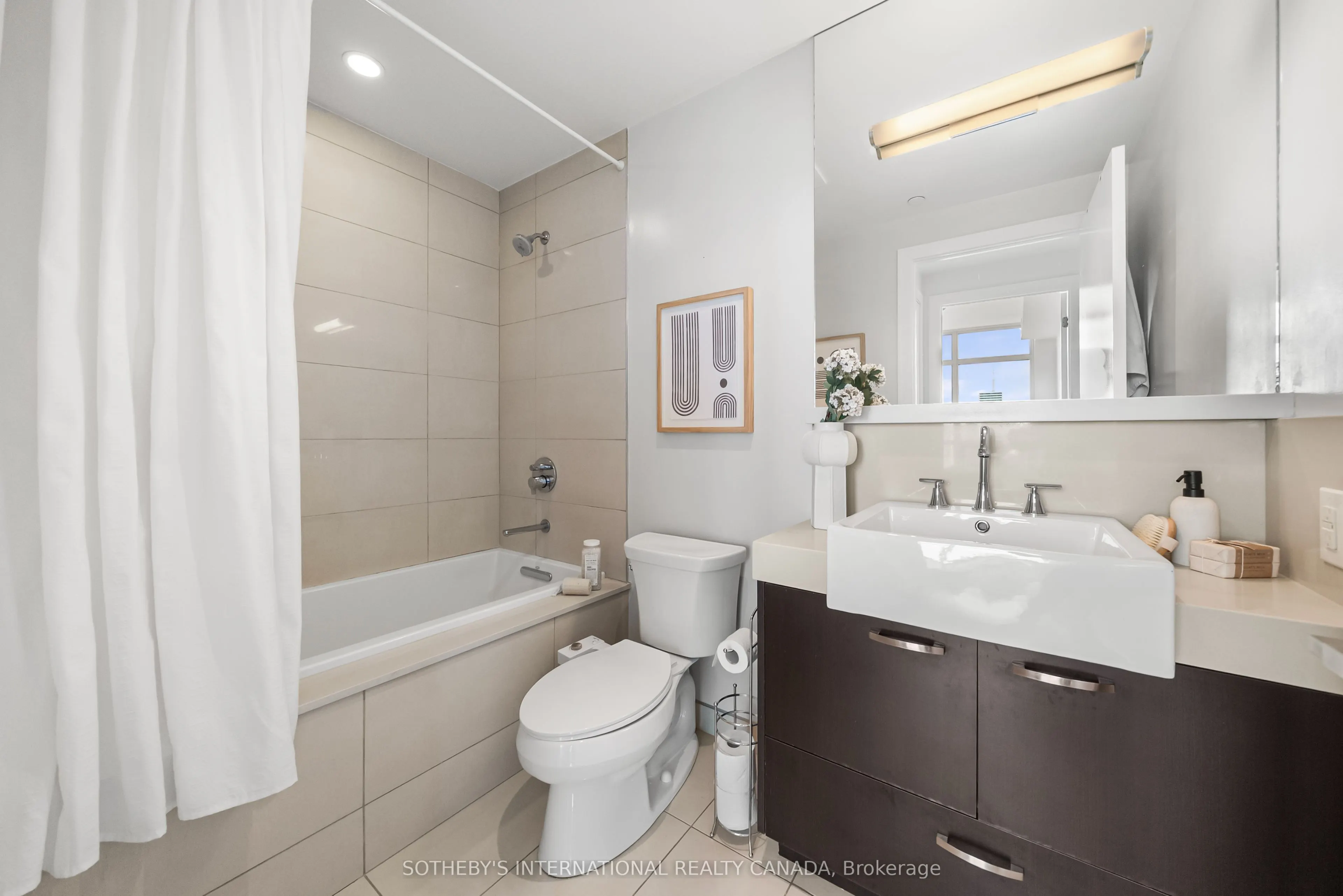 170 Avenue Road #1503