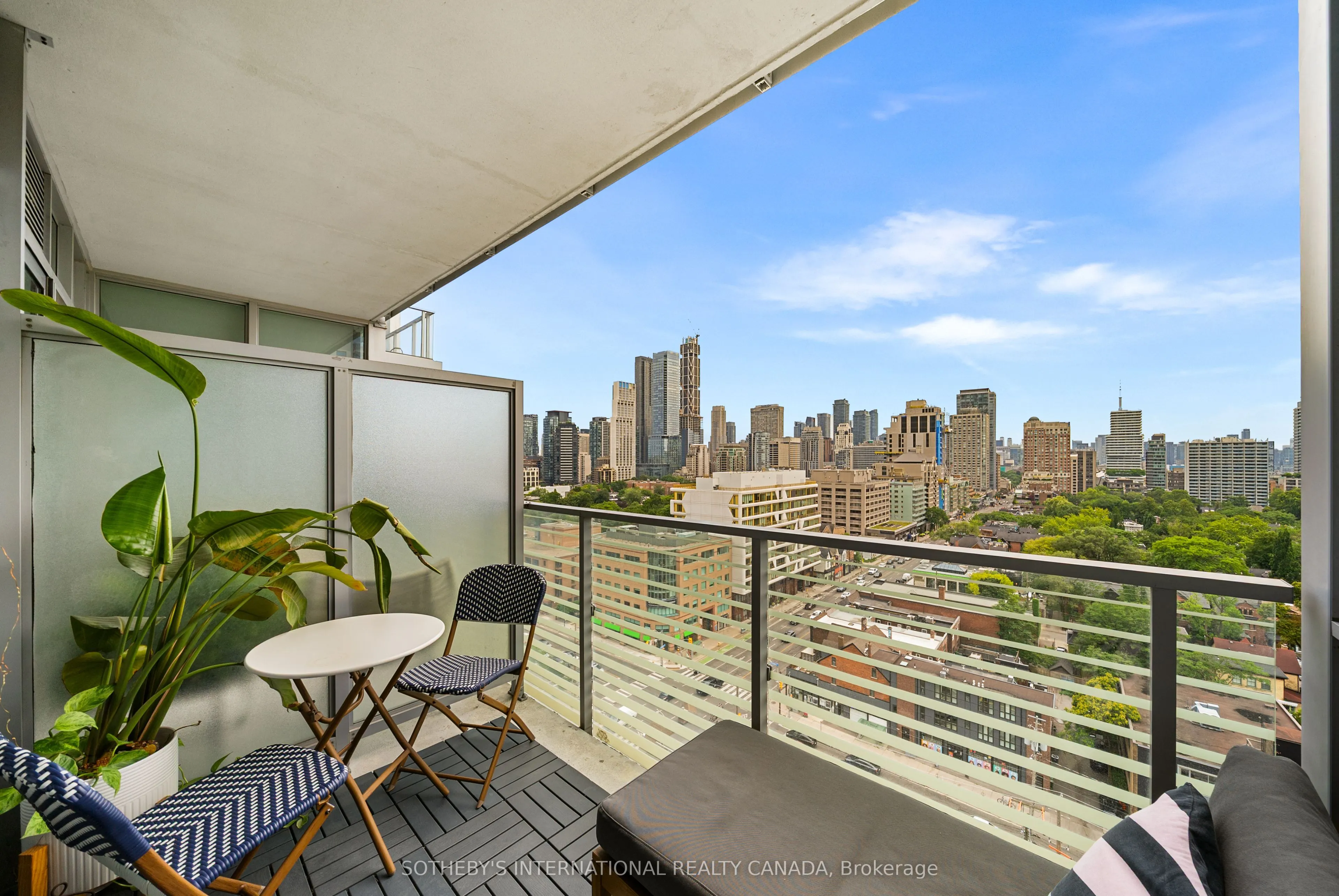170 Avenue Road #1503