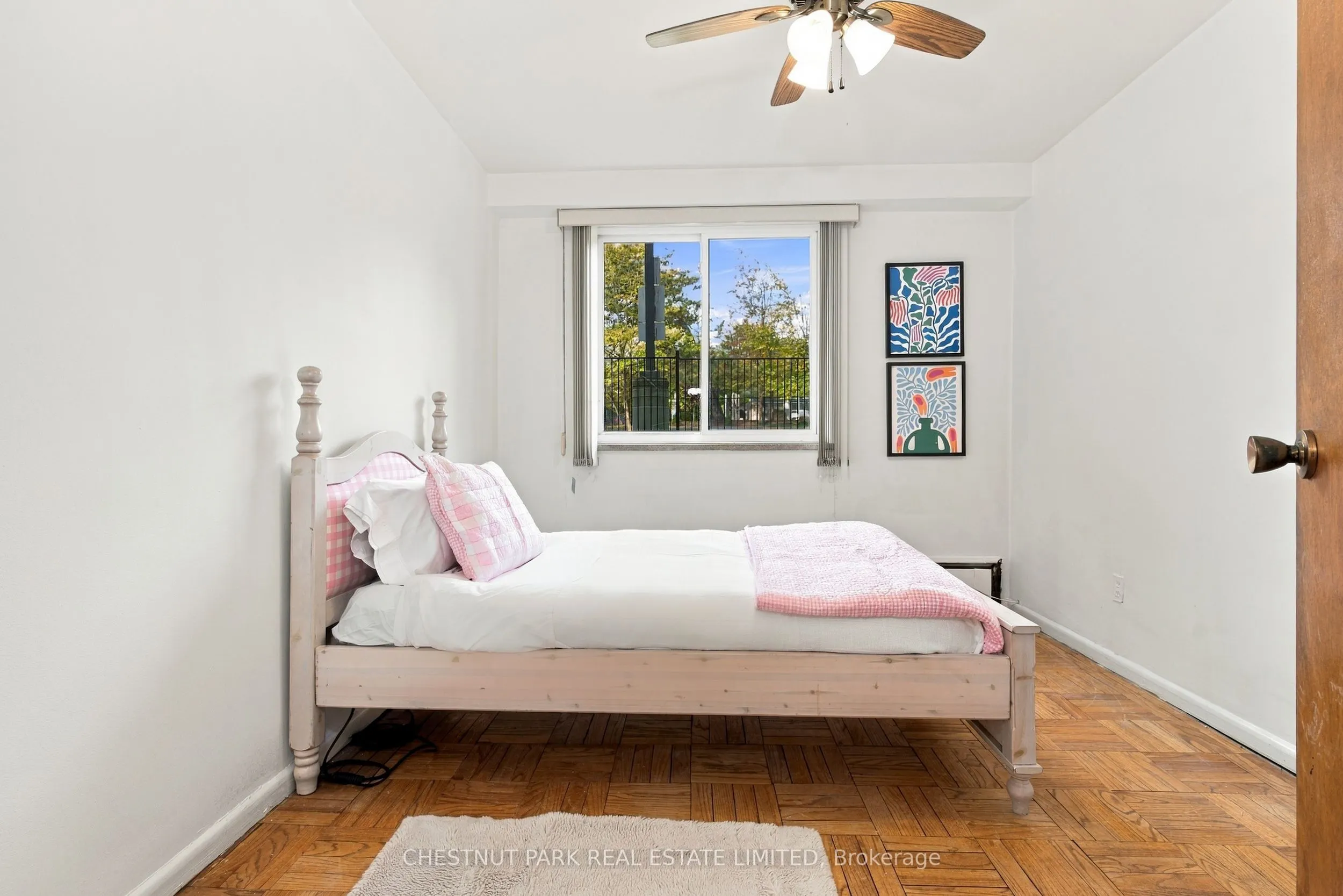 158 Crescent Road #102