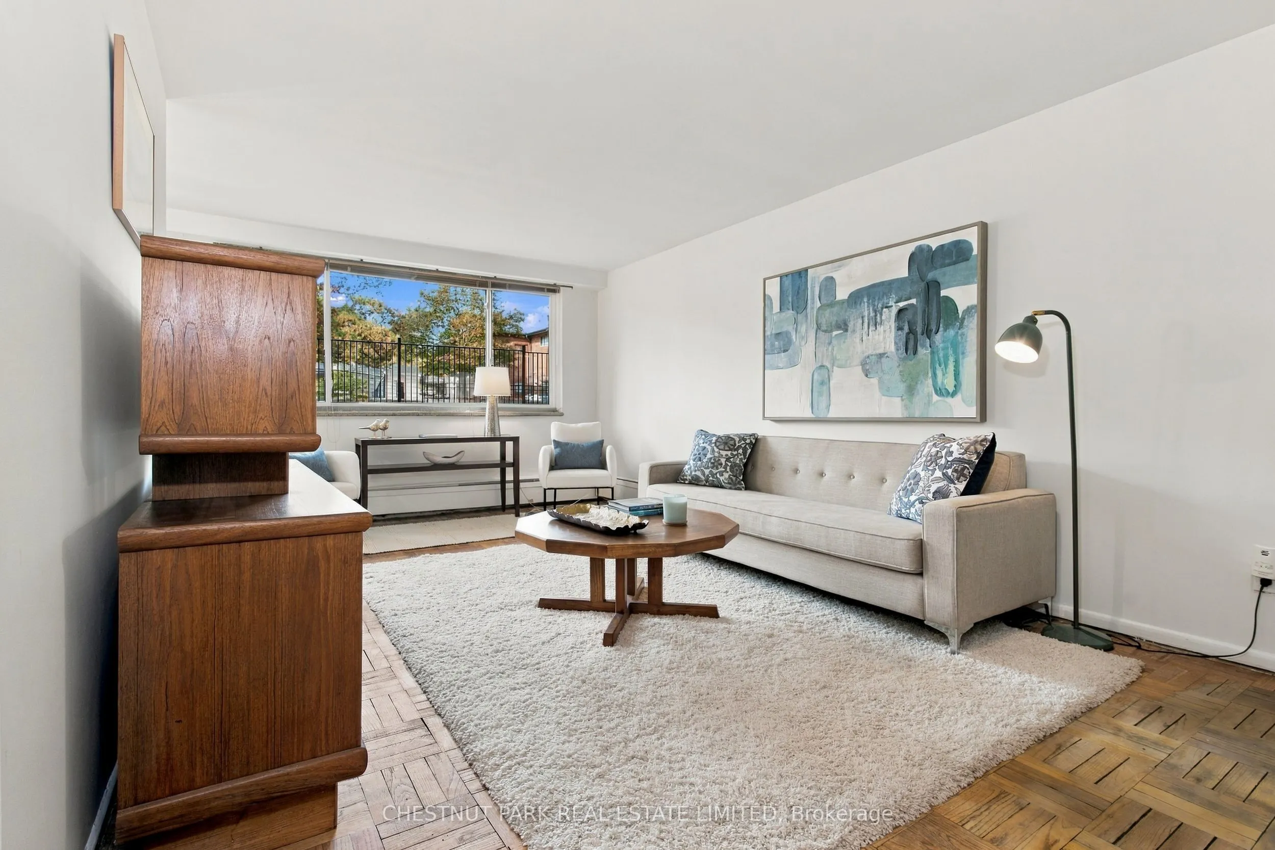 158 Crescent Road #102