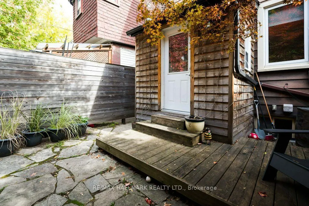 502 Lansdowne Avenue