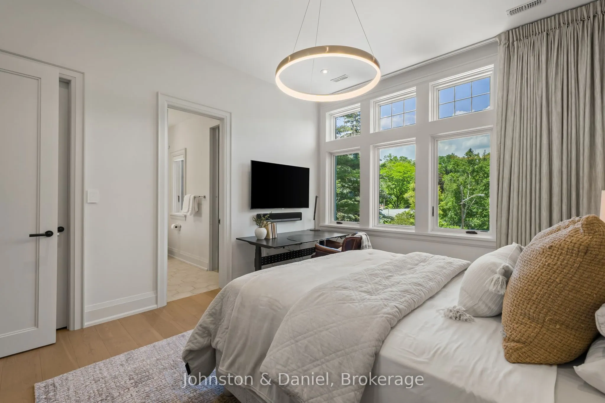 5 Pine Forest Road