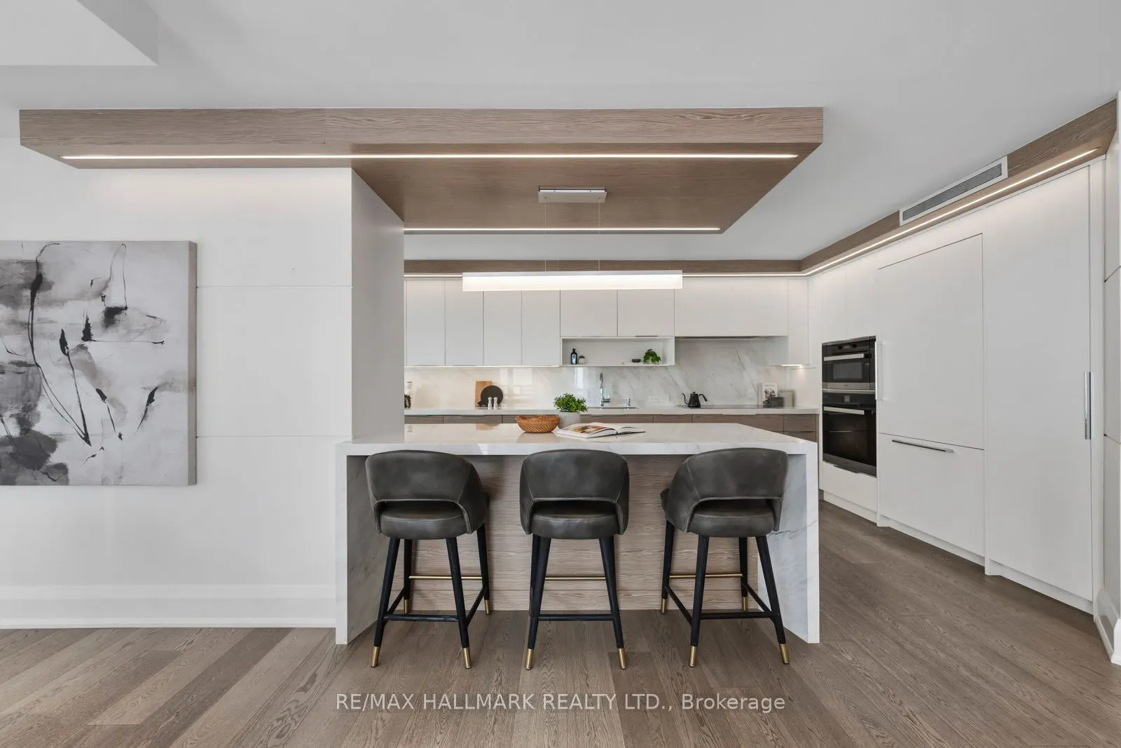 240 Heath Street W #1401