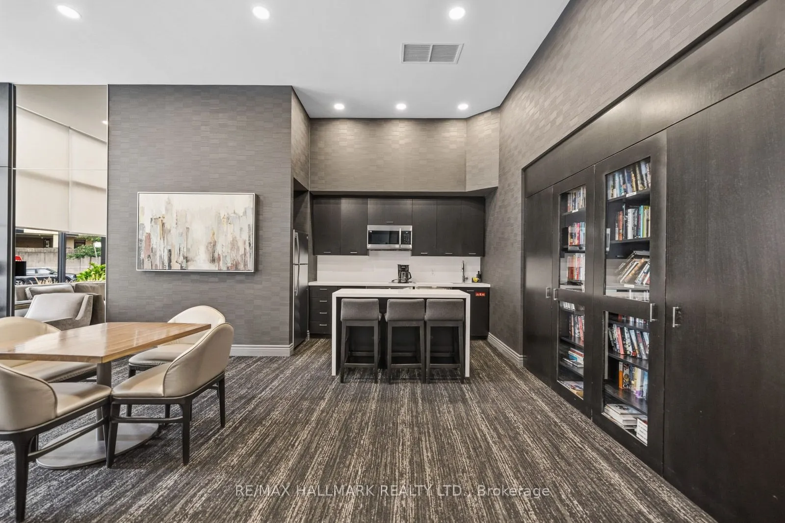 240 Heath Street W #1401