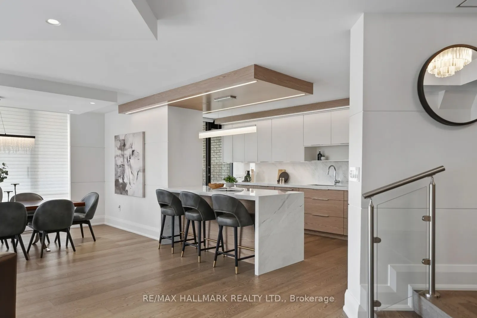 240 Heath Street W #1401