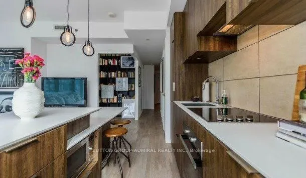 5 St Joseph Street #1605