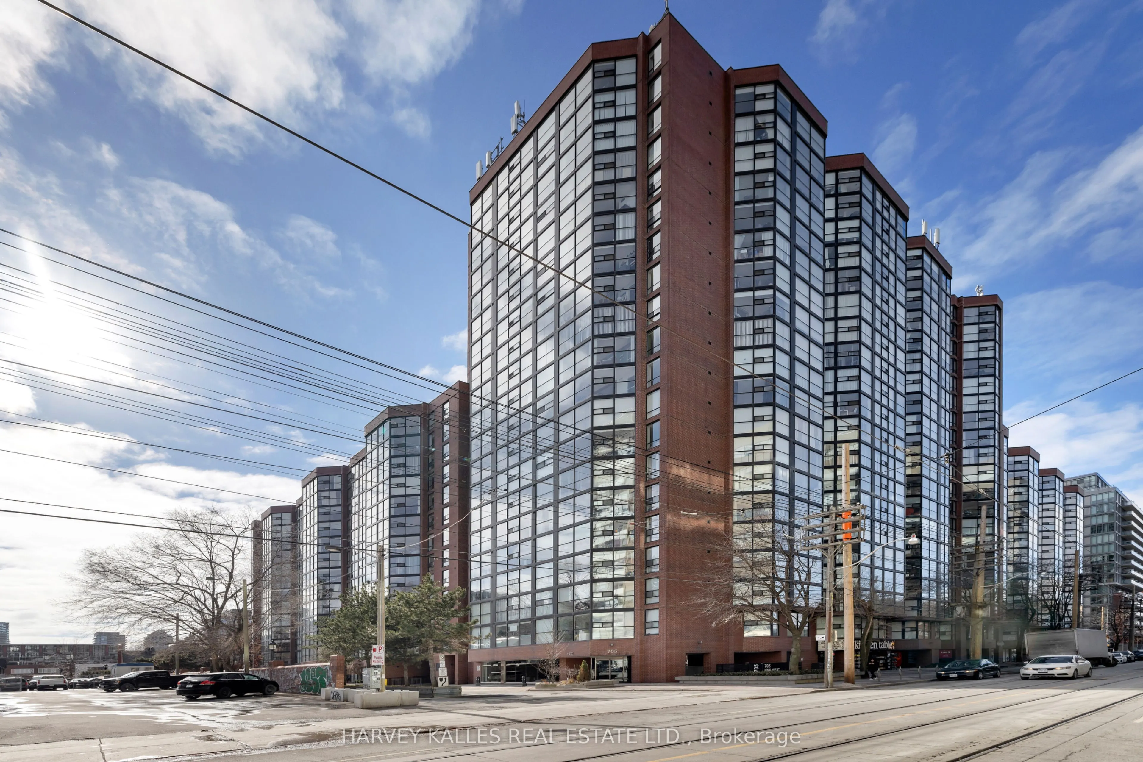 705 King Street W #1414