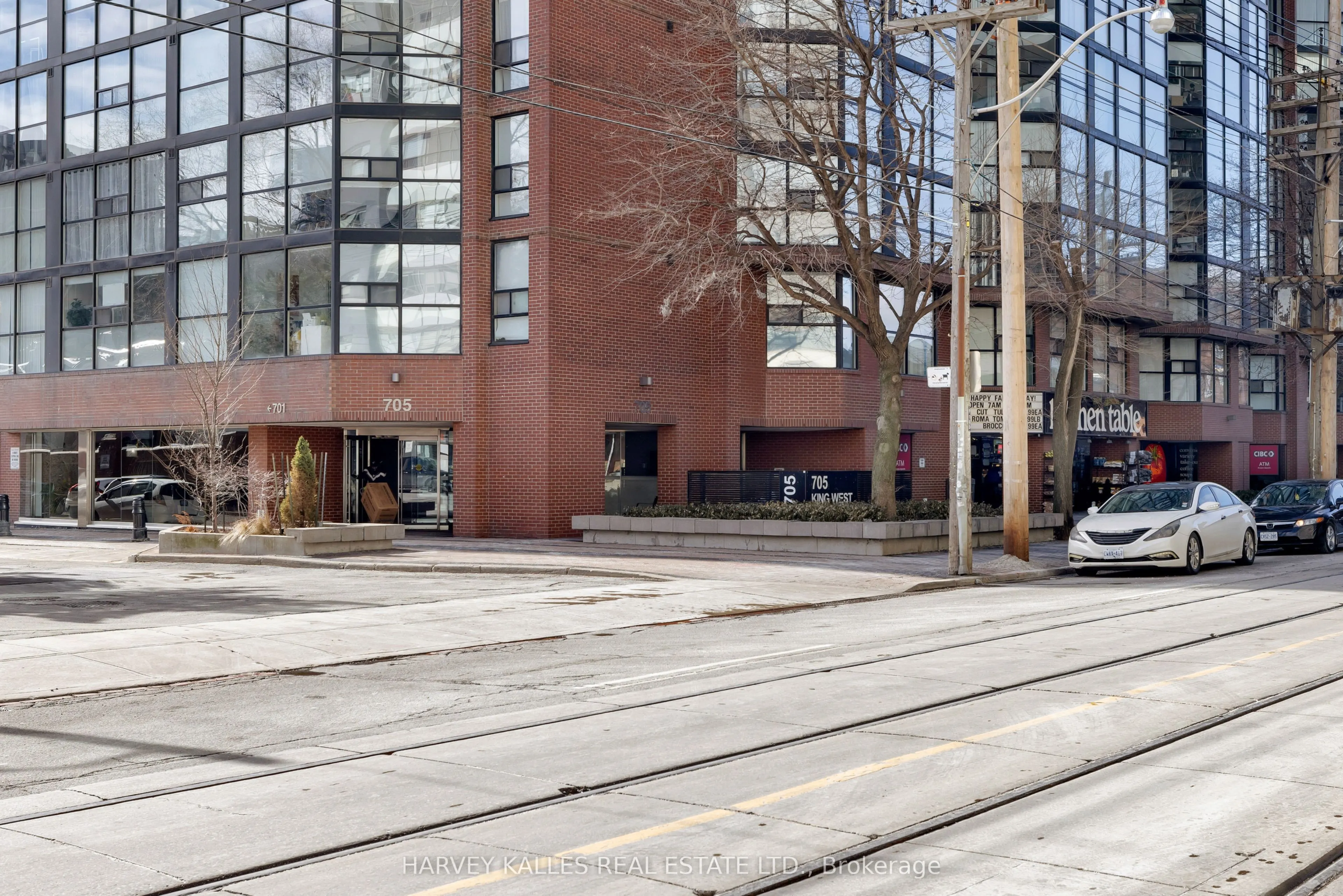 705 King Street W #1414