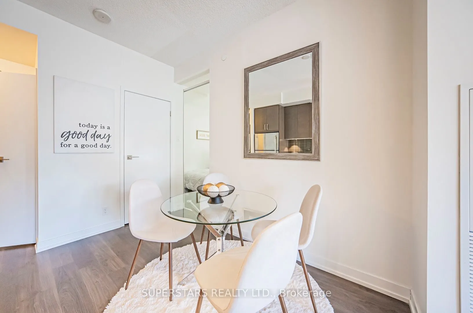 89 Dunfield Avenue #801