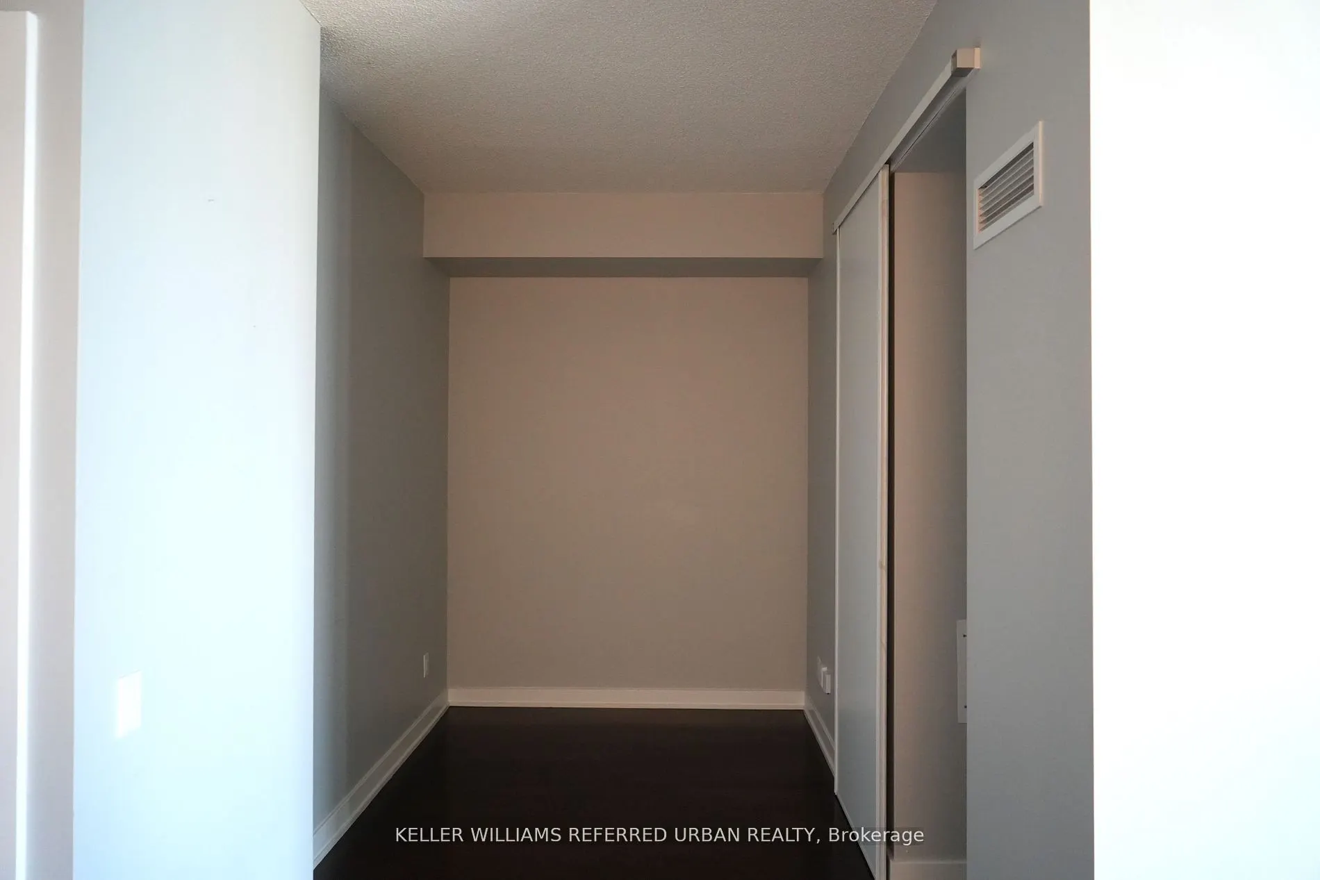 33 Charles Street E #3401
