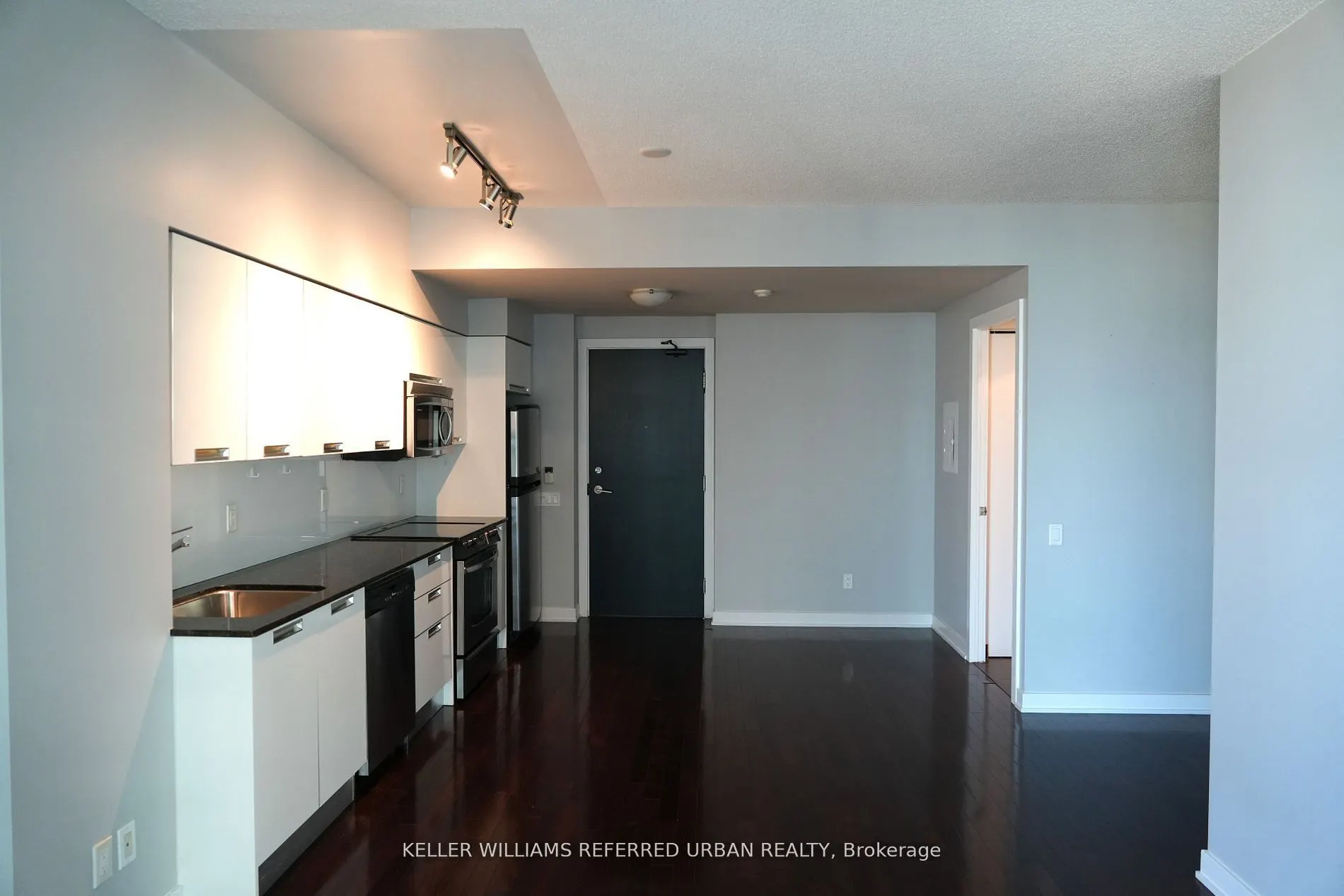 33 Charles Street E #3401