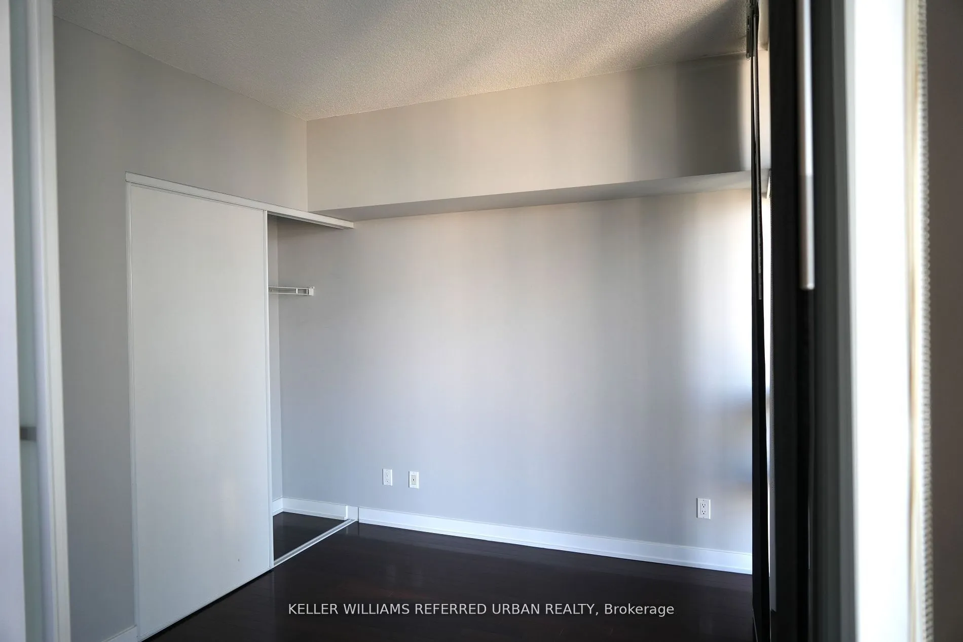 33 Charles Street E #3401
