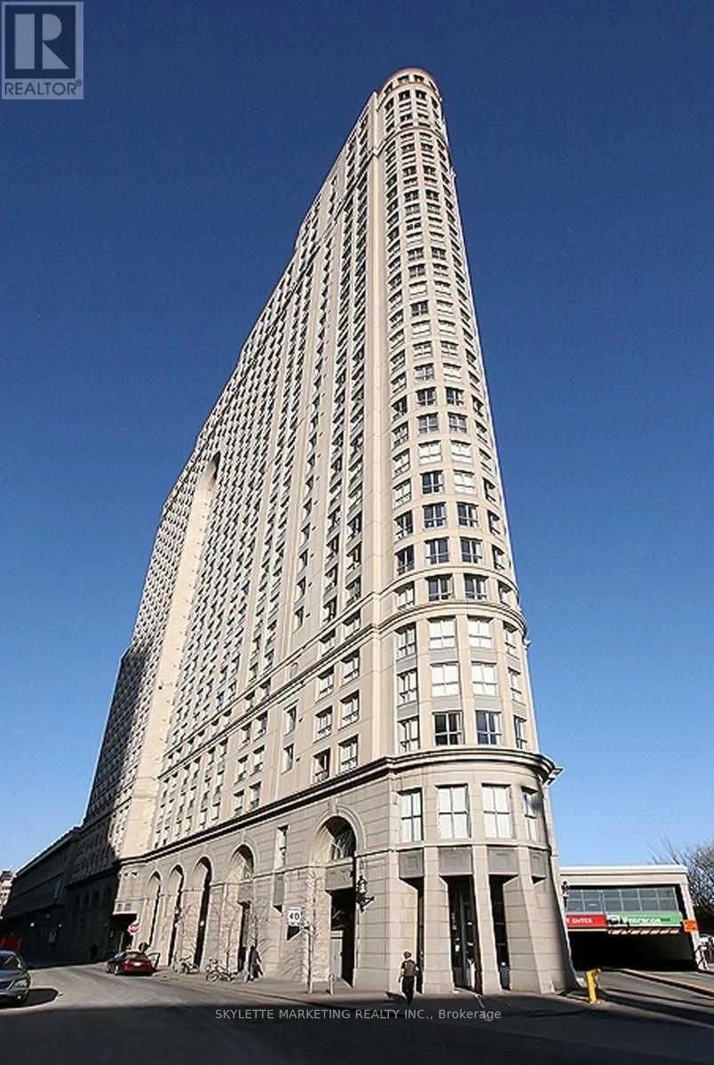 25 The Esplanade #3203
