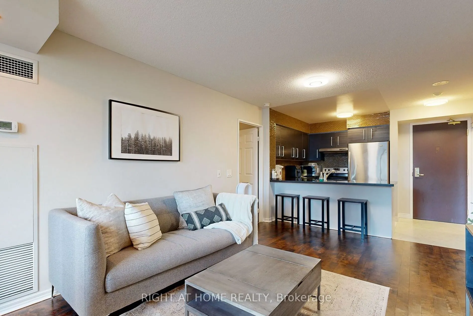 18 Parkview Avenue #1507
