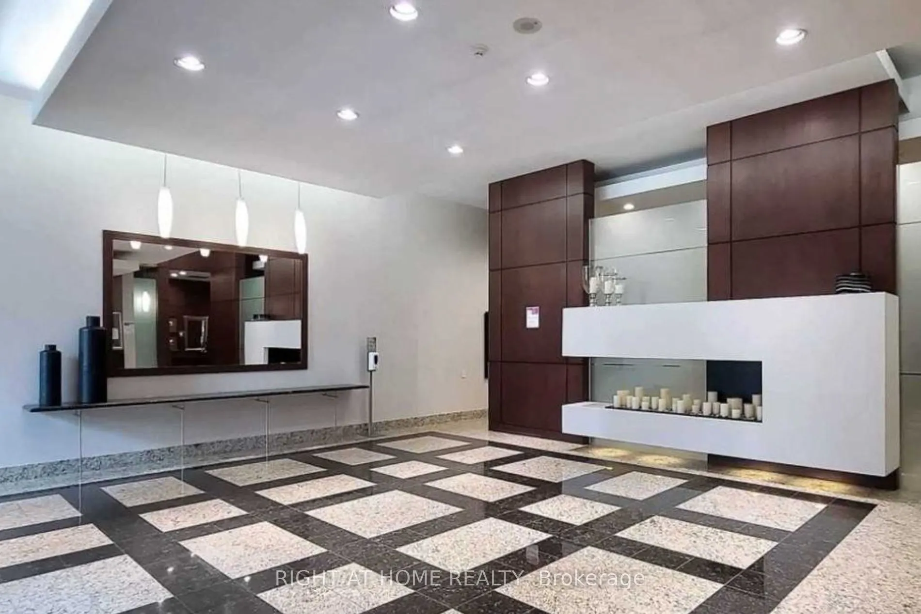 18 Parkview Avenue #1507