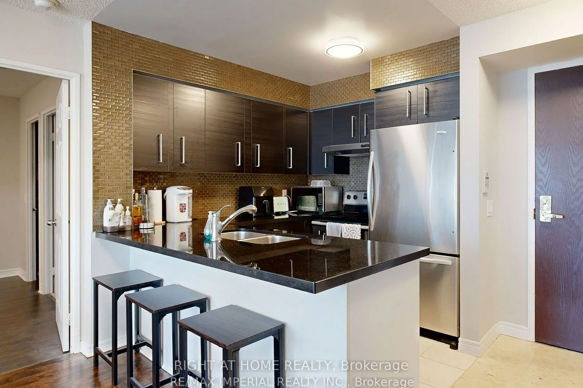 18 Parkview Avenue #1507