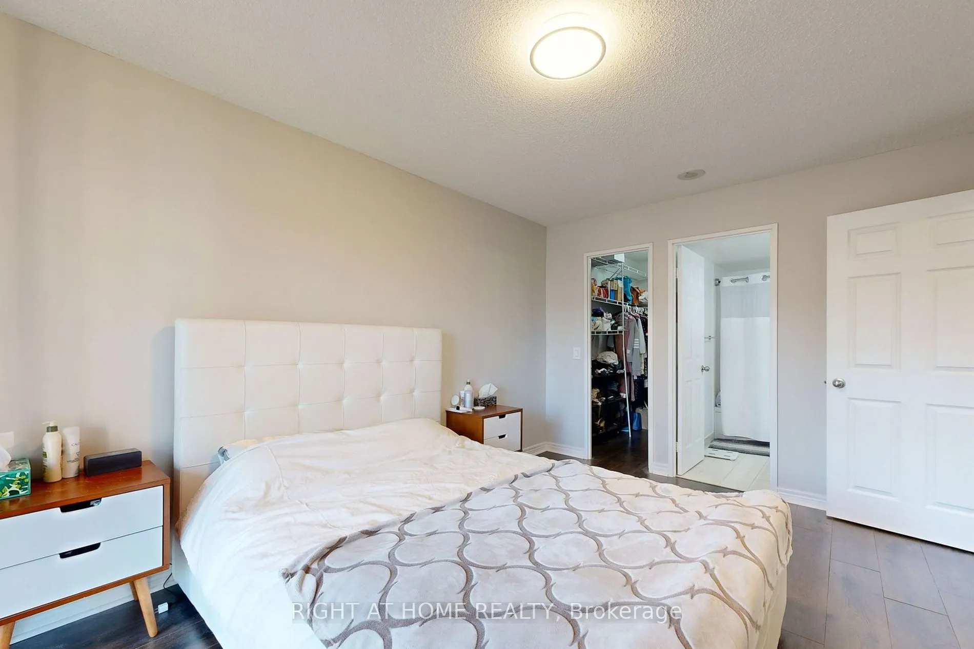 18 Parkview Avenue #1507