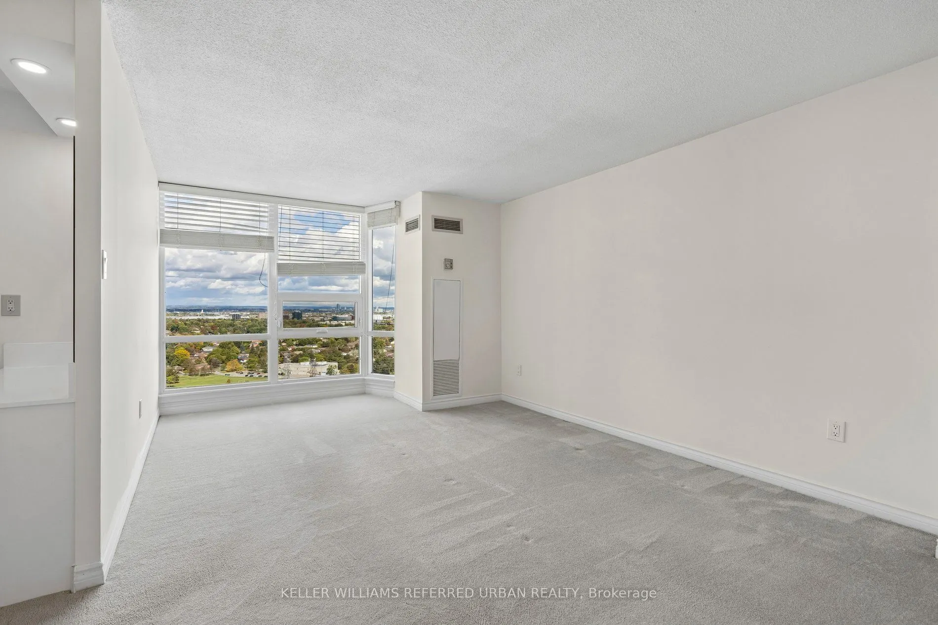 55 Skymark Drive #2107