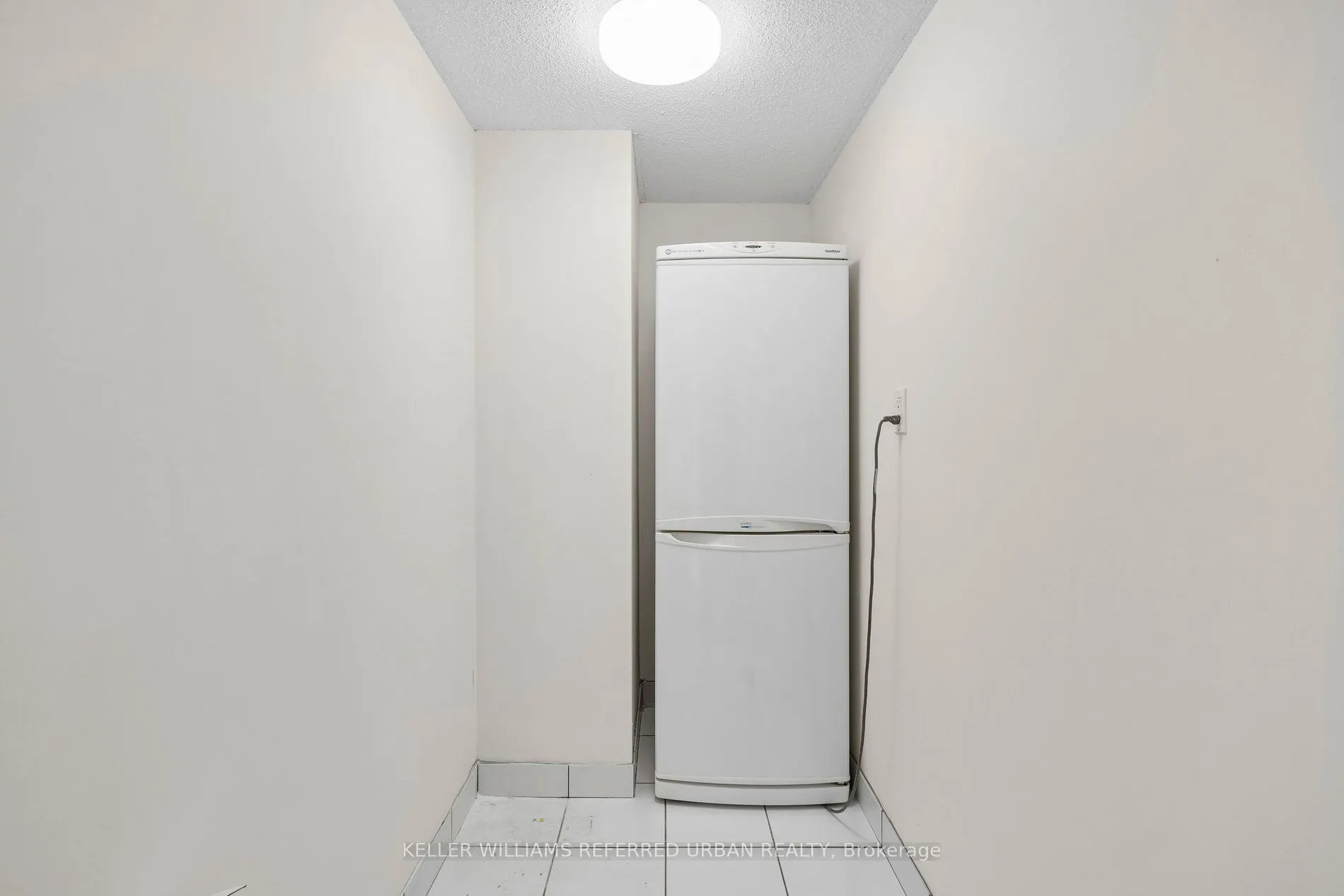 55 Skymark Drive #2107