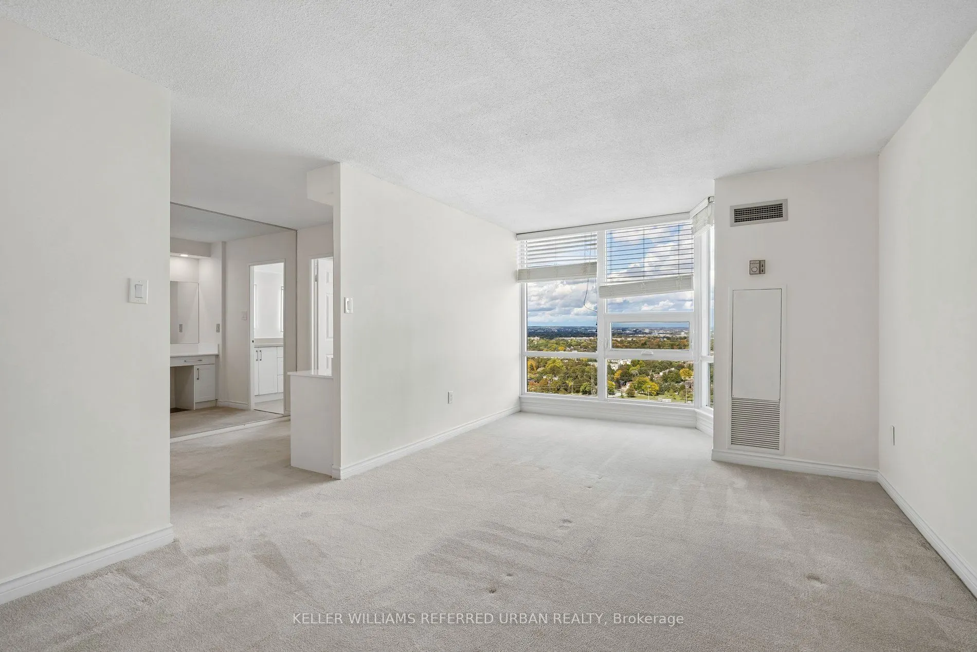 55 Skymark Drive #2107