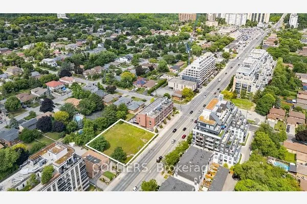 740-748 Sheppard Avenue W