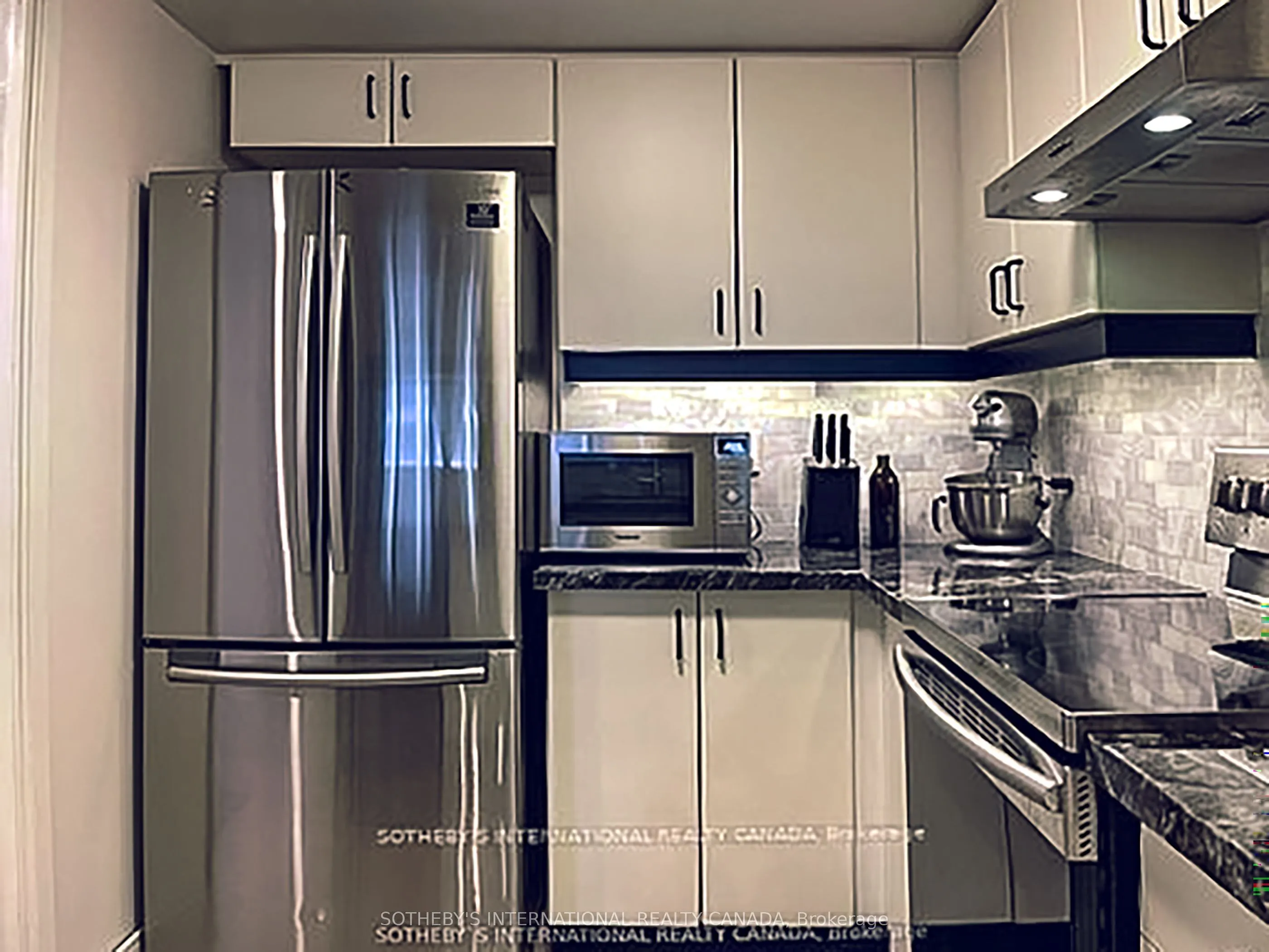 711 Bay Street #1715
