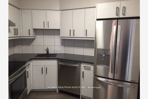 270 Queens Quay W #3104